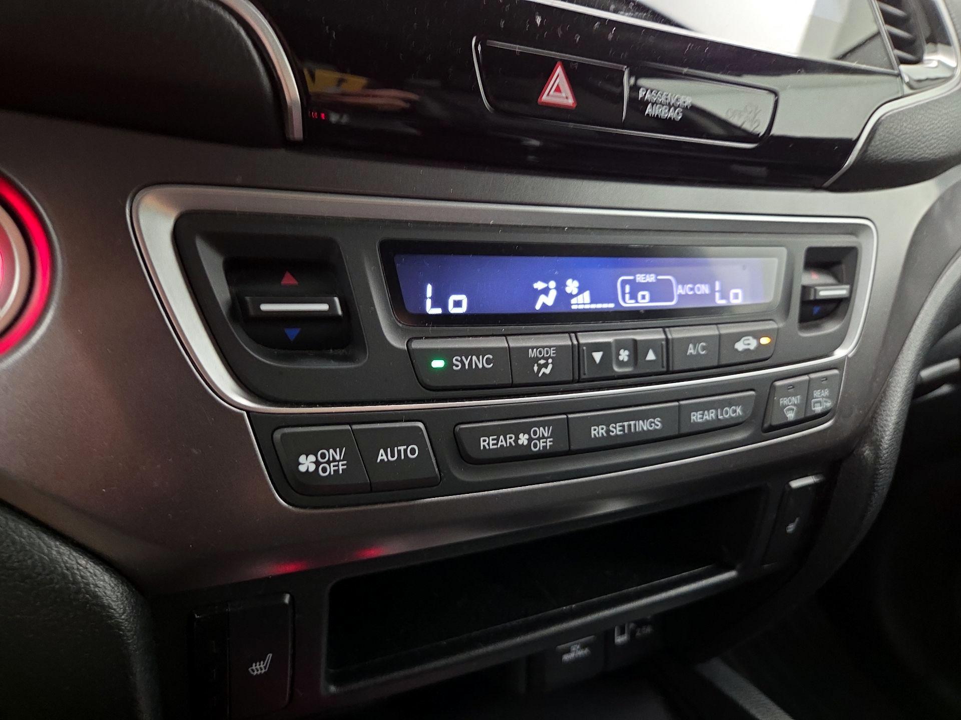 Thumbnail: 2022 Honda Pilot - 16