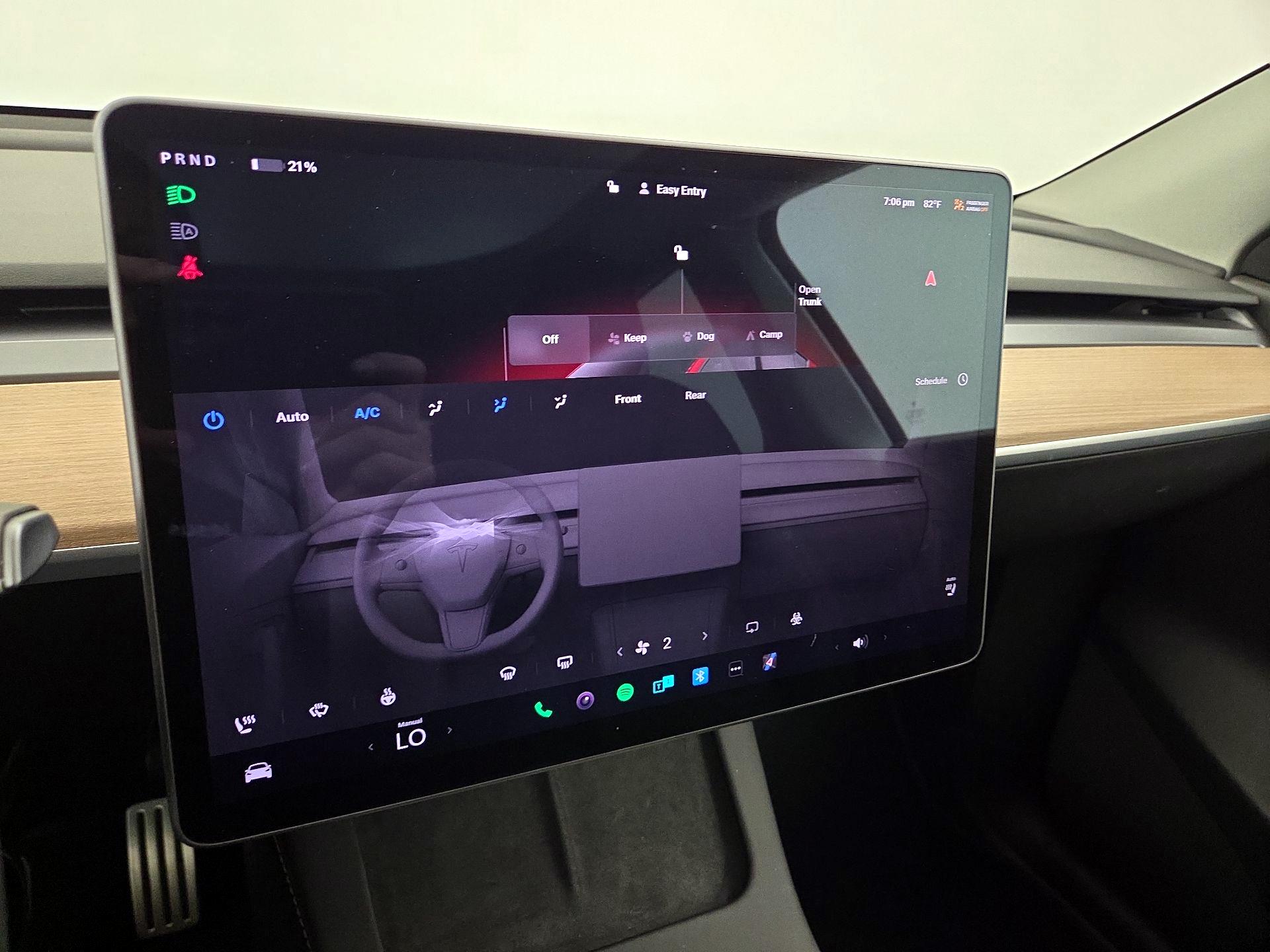 Thumbnail: 2022 Tesla Model Y - 16