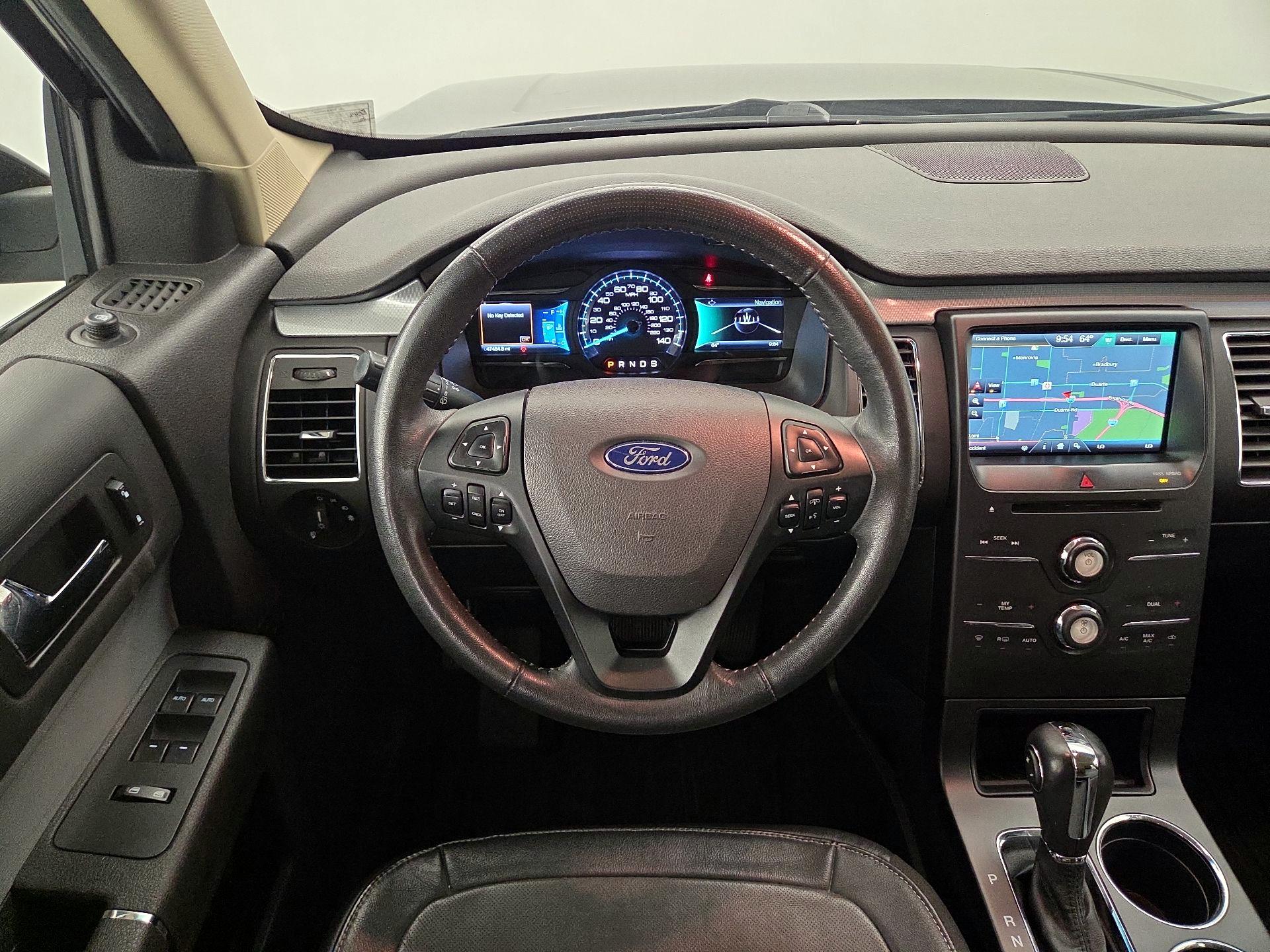 Thumbnail: 2015 Ford Flex - 10