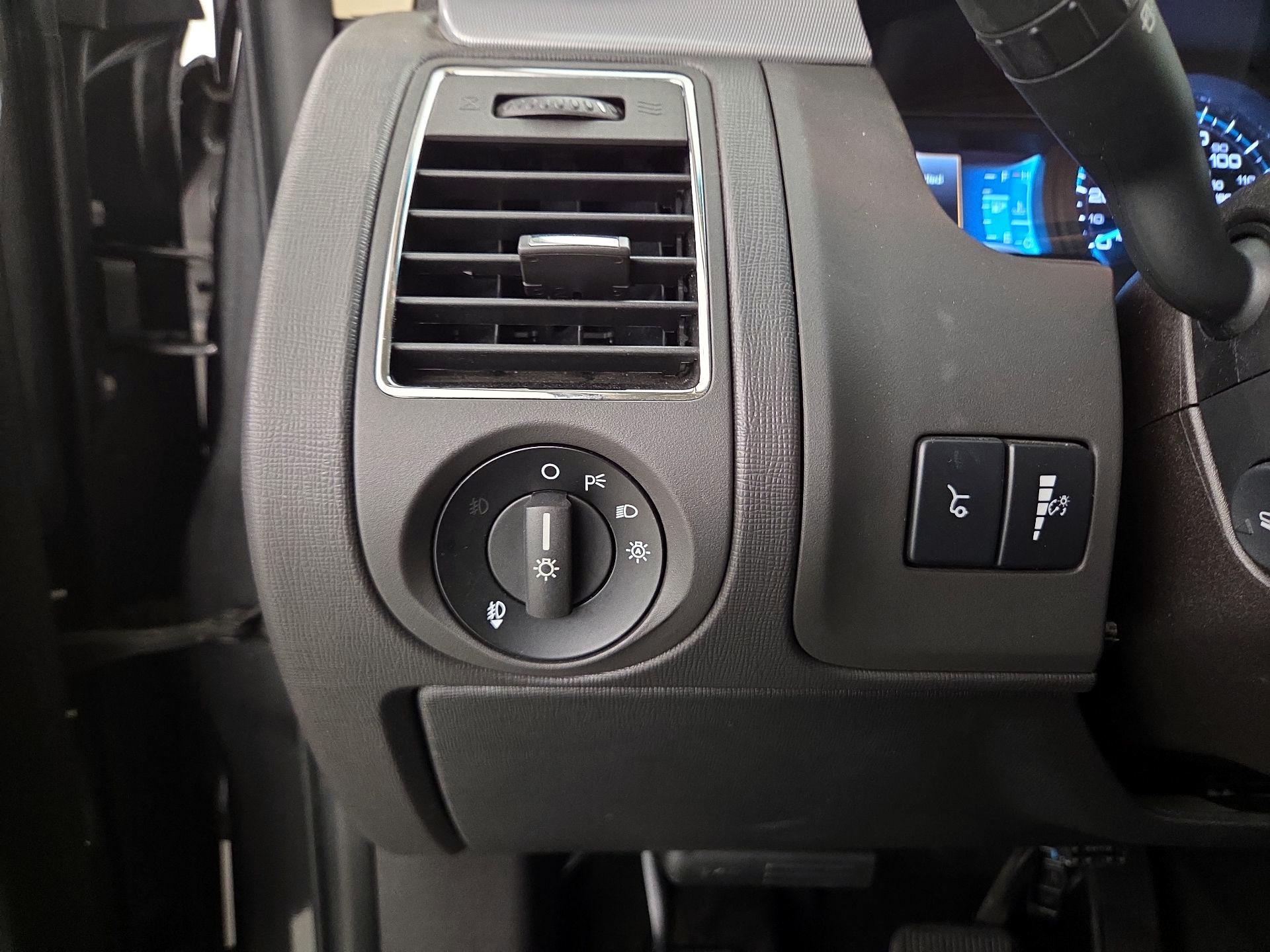 Thumbnail: 2015 Ford Flex - 13