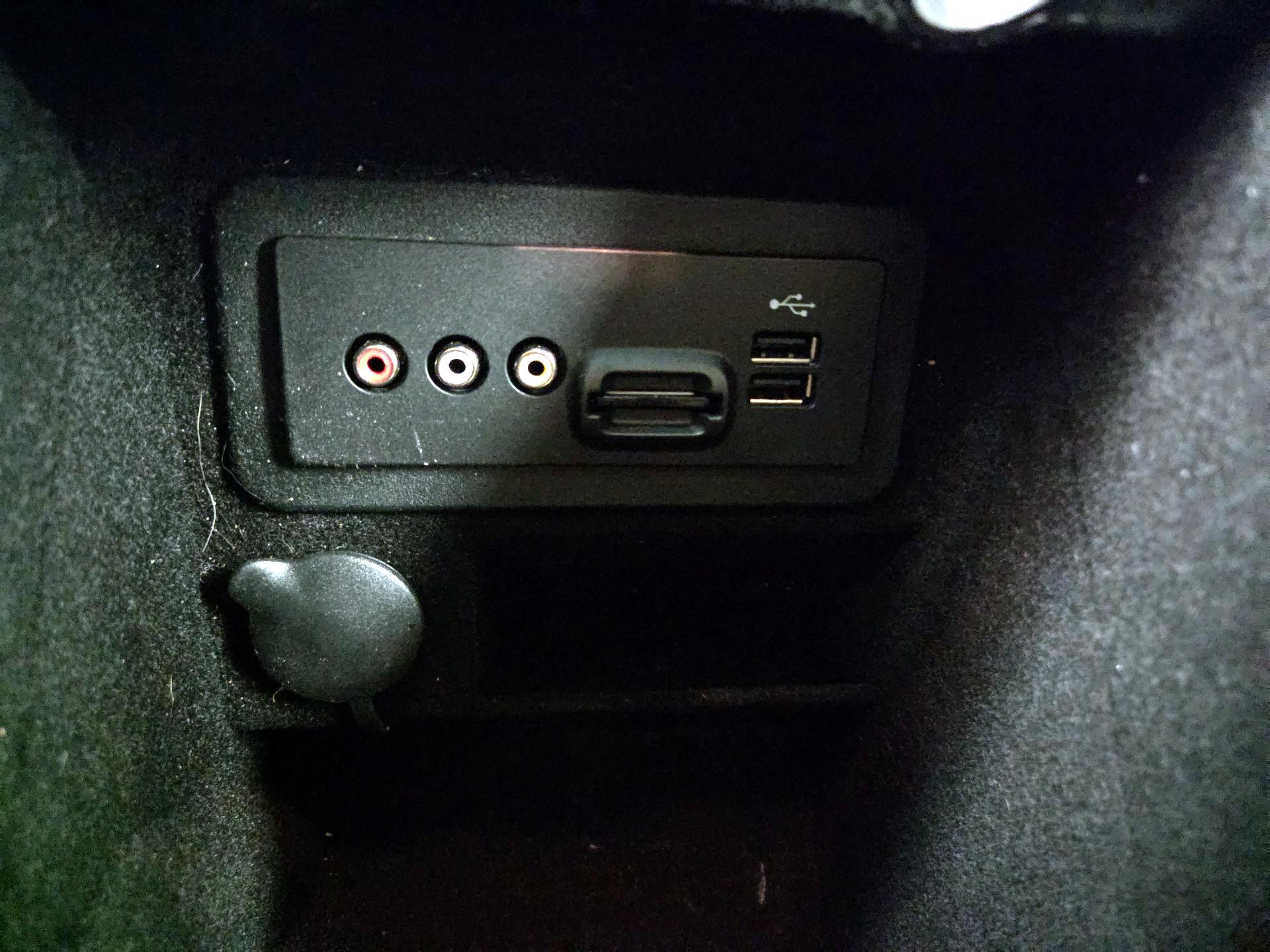 Thumbnail: 2015 Ford Flex - 19