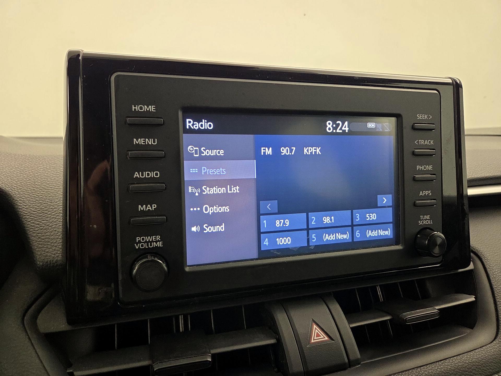 Thumbnail: 2019 Toyota RAV4 - 15