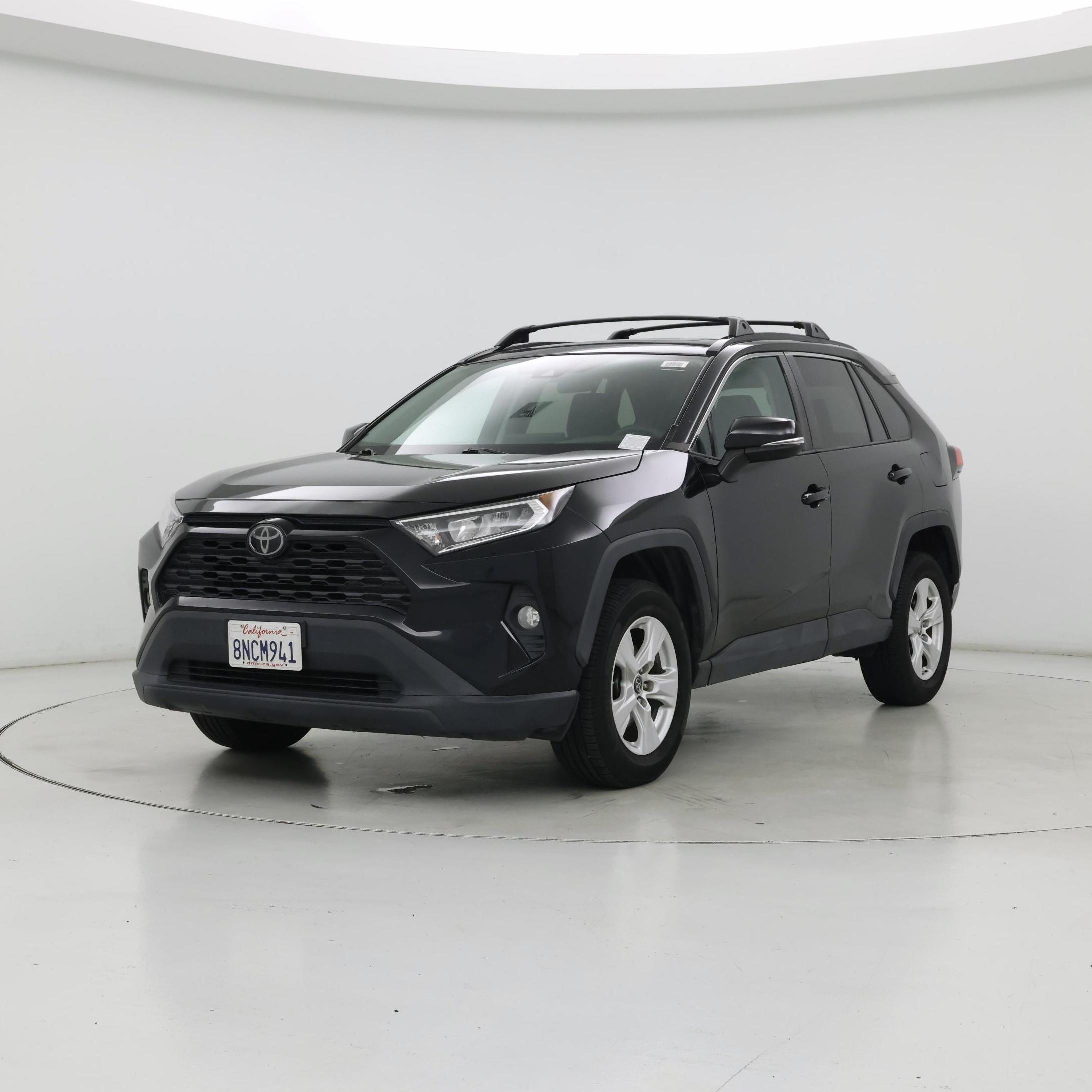 Thumbnail: 2019 Toyota RAV4 - 4