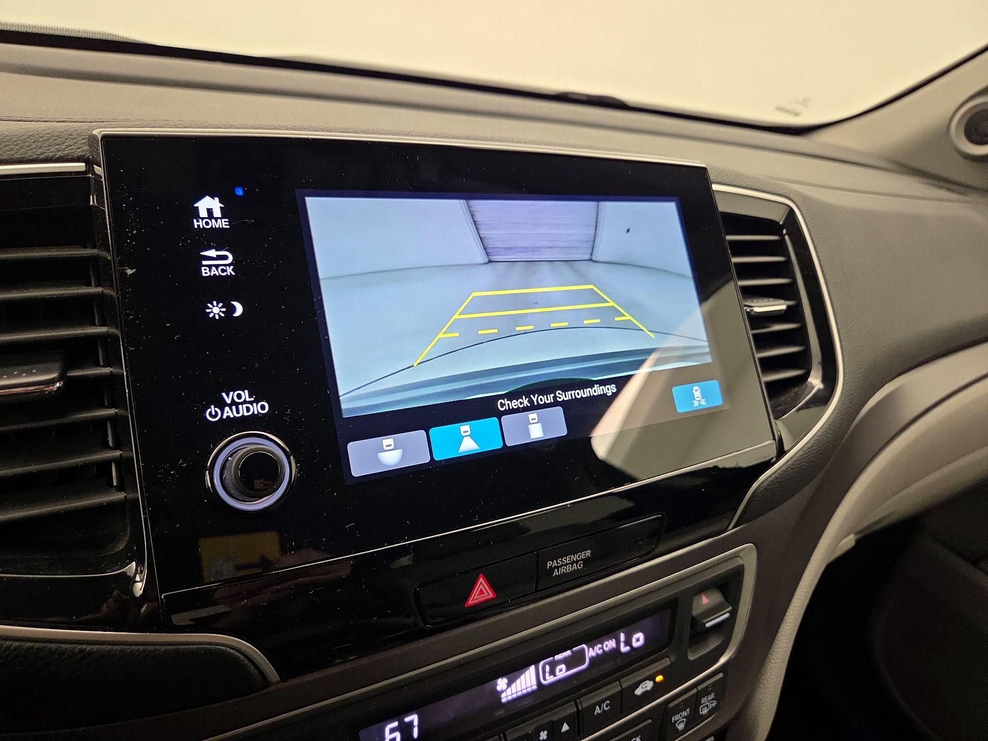 Thumbnail: 2020 Honda Pilot - 14