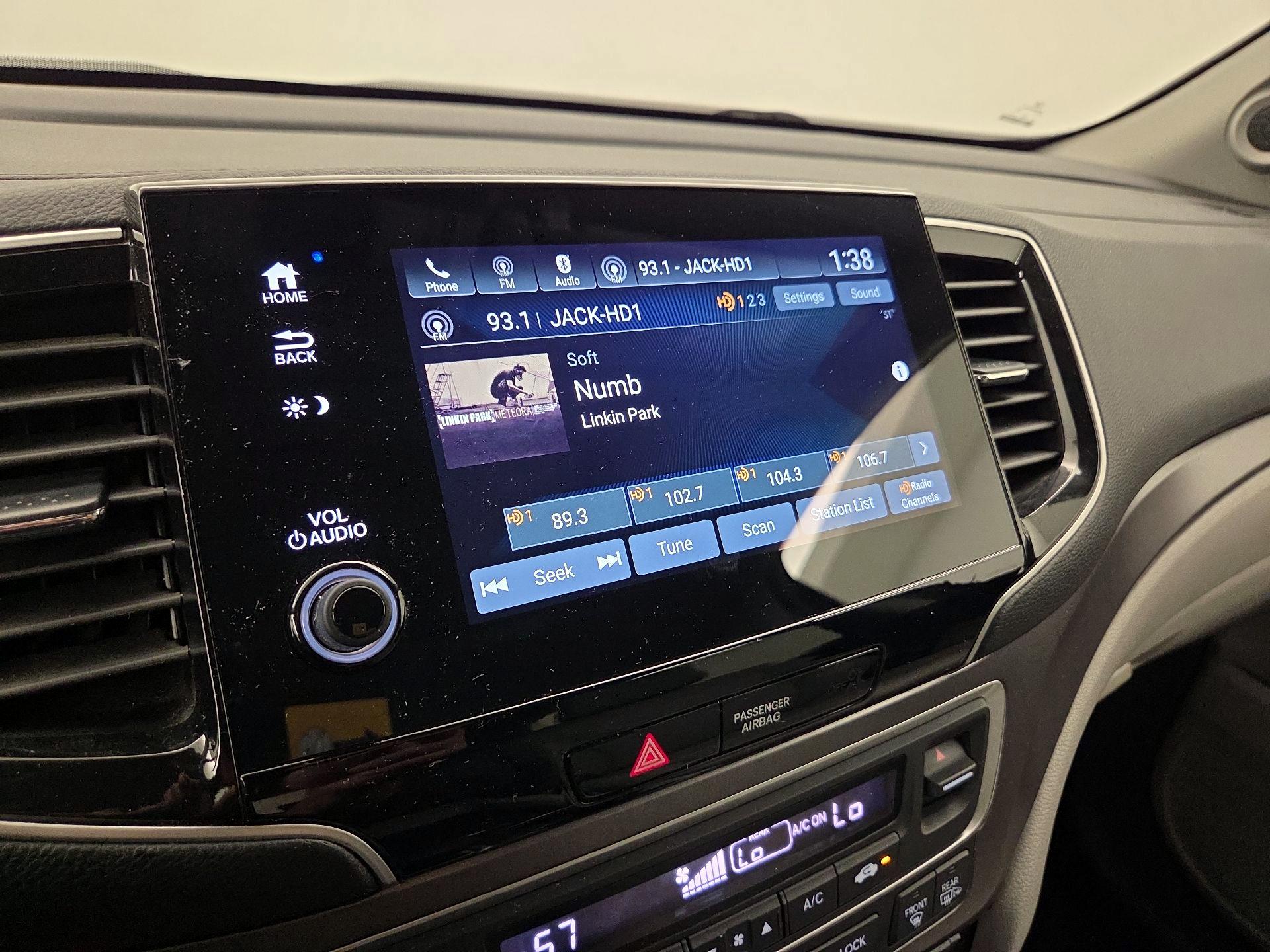 Thumbnail: 2020 Honda Pilot - 15