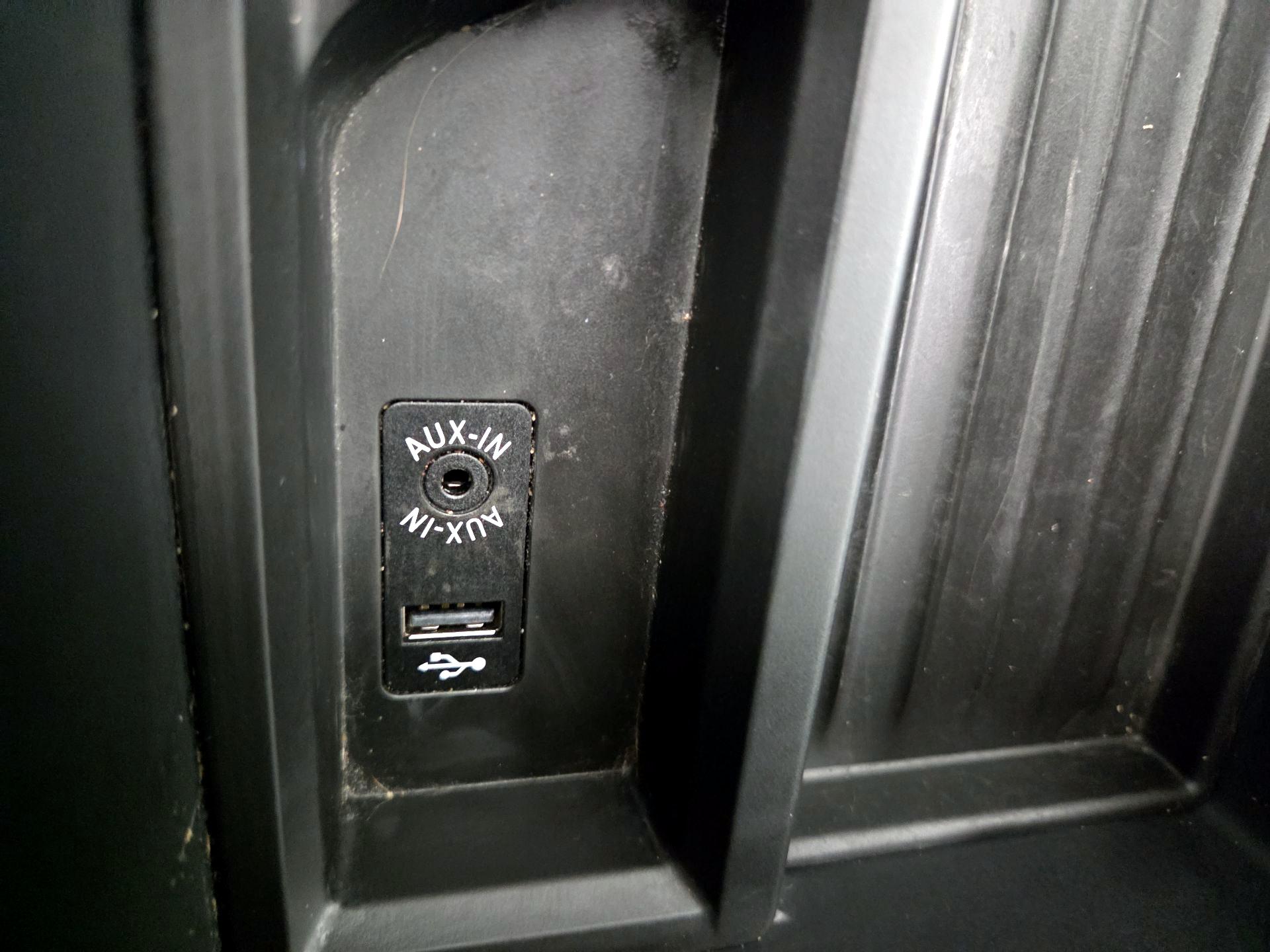 Thumbnail: 2015 BMW 3 Series - 17