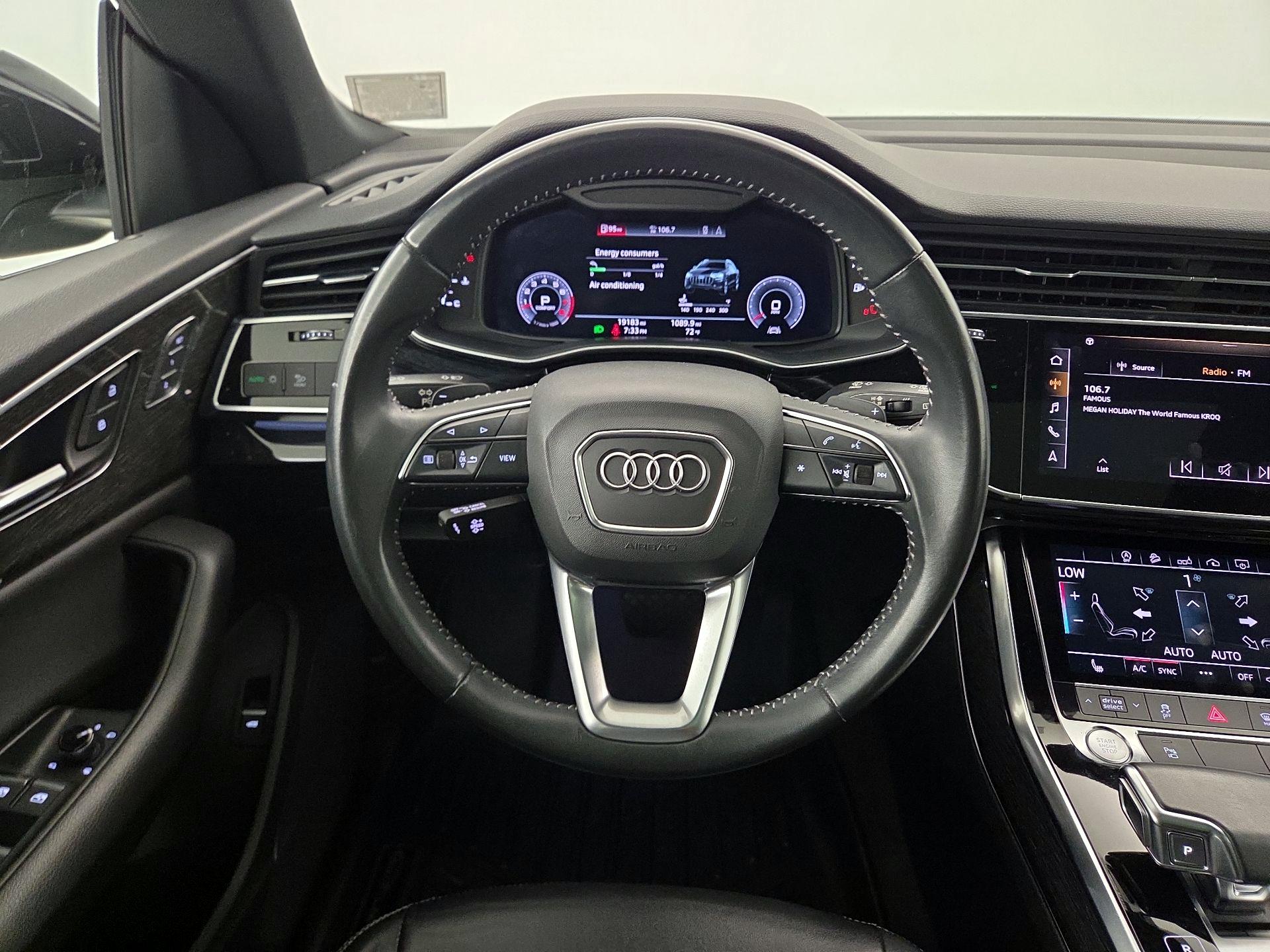 Thumbnail: 2020 Audi Q8 - 10