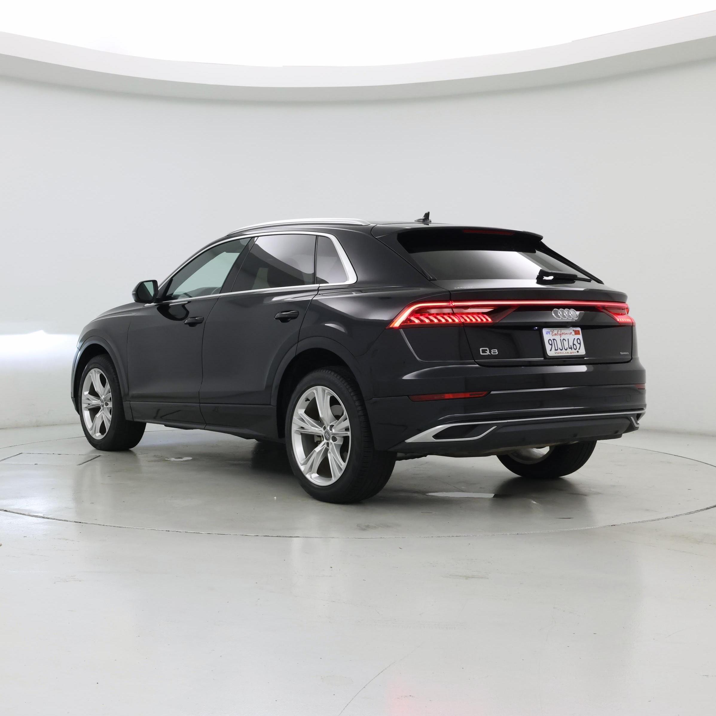 Thumbnail: 2020 Audi Q8 - 2