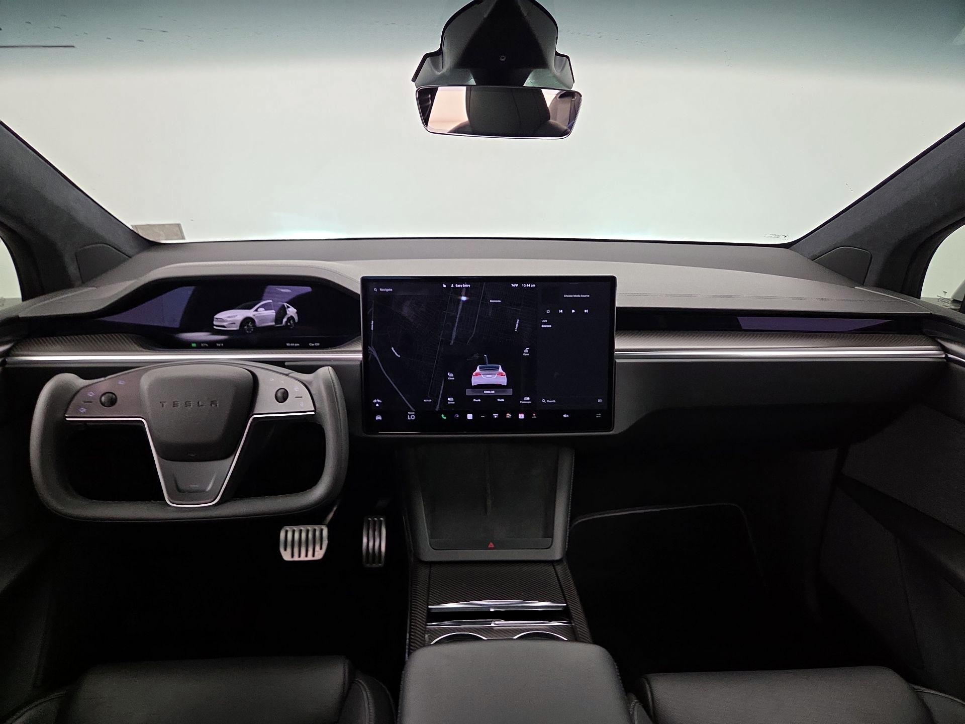 Thumbnail: 2023 Tesla Model X - 9