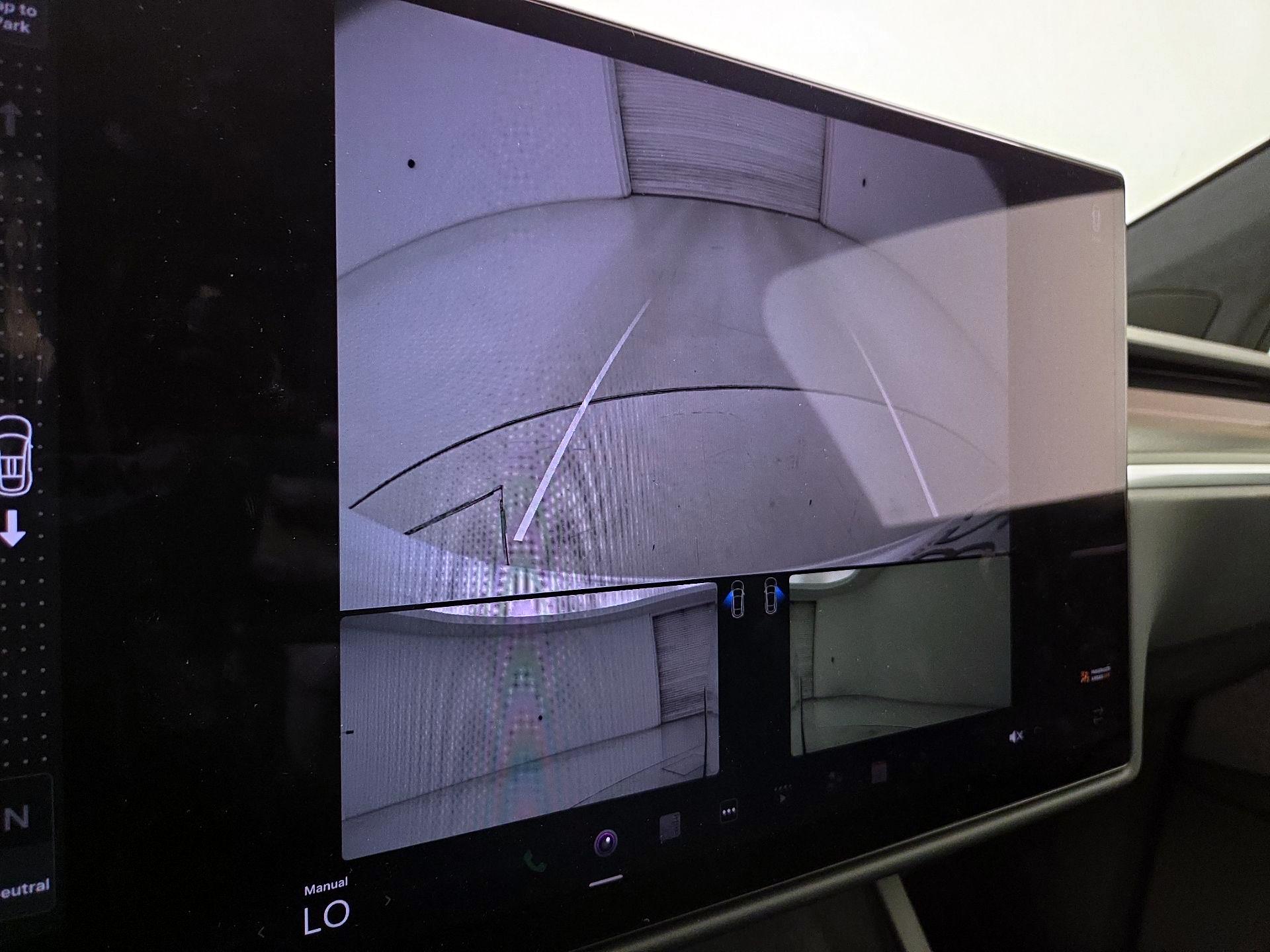 Thumbnail: 2023 Tesla Model X - 14