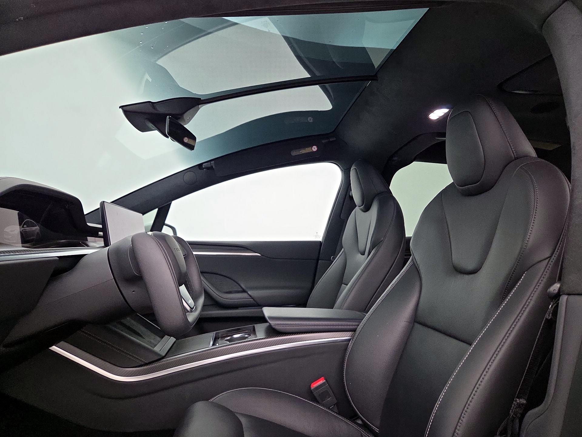 Thumbnail: 2023 Tesla Model X - 19