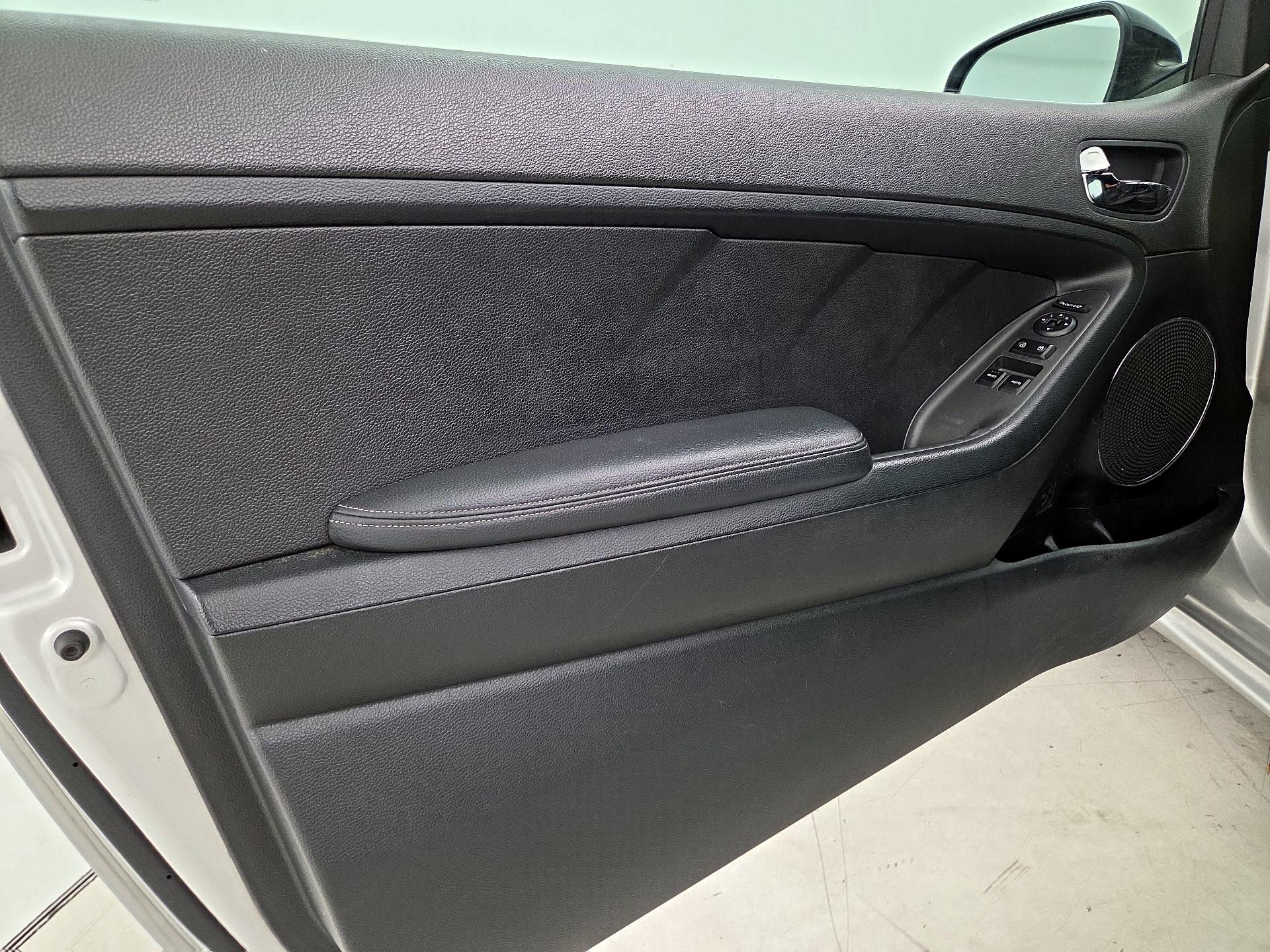 Thumbnail: 2015 Kia Forte - 13