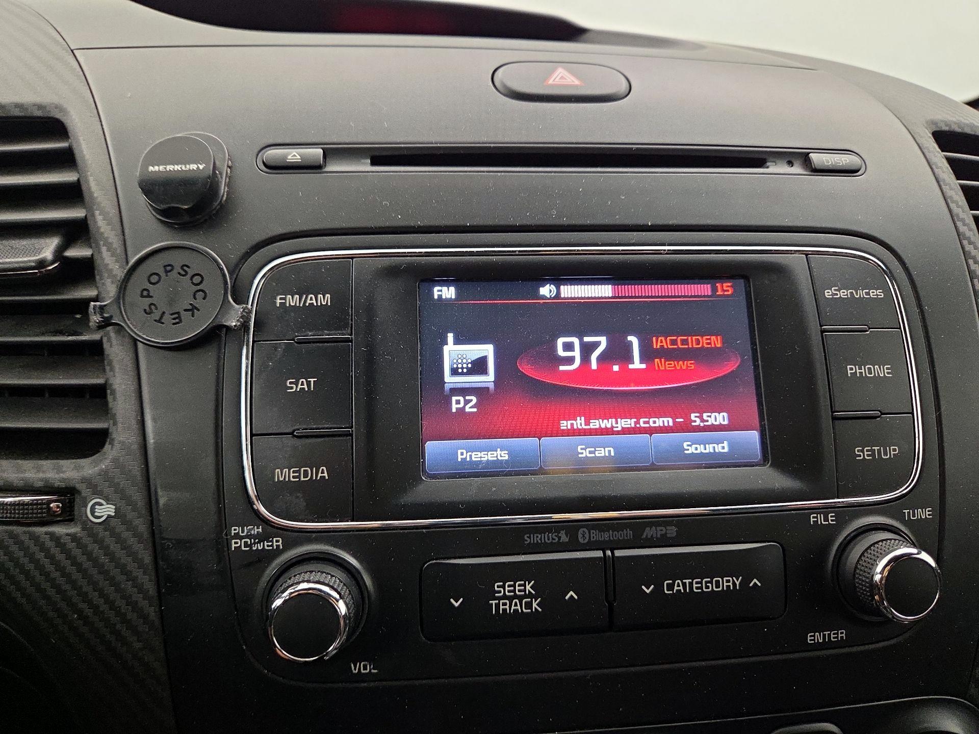 Thumbnail: 2015 Kia Forte - 15