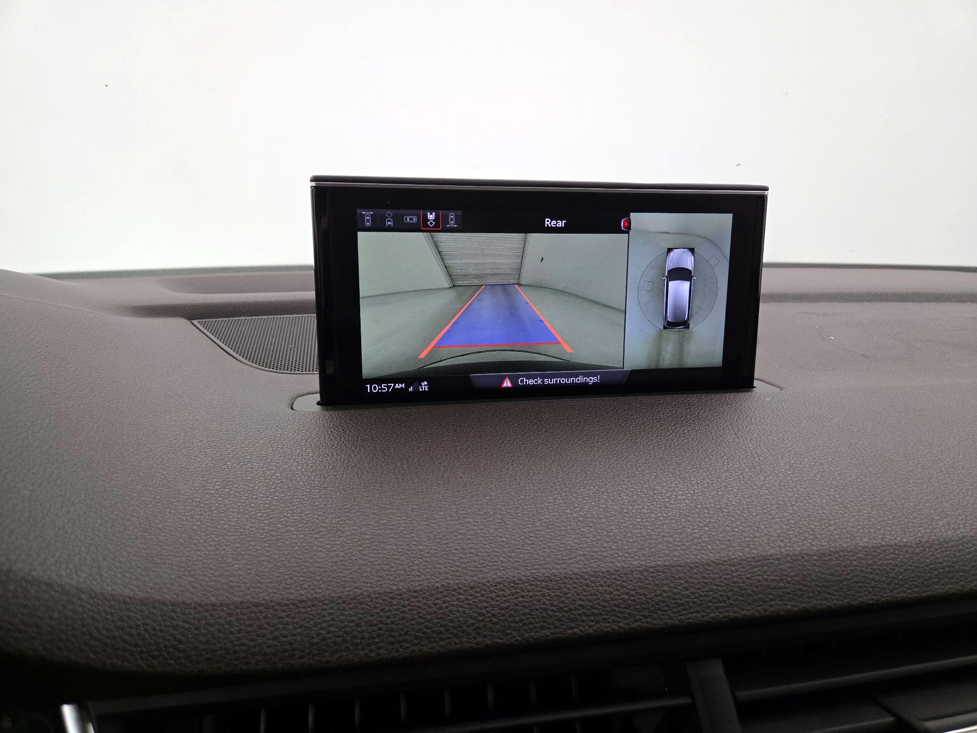 Thumbnail: 2019 Audi Q7 - 15