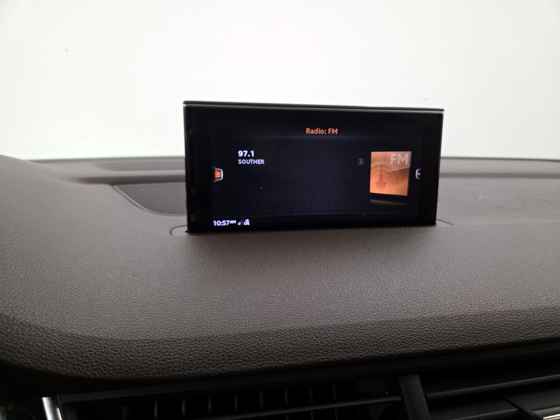 Thumbnail: 2019 Audi Q7 - 16