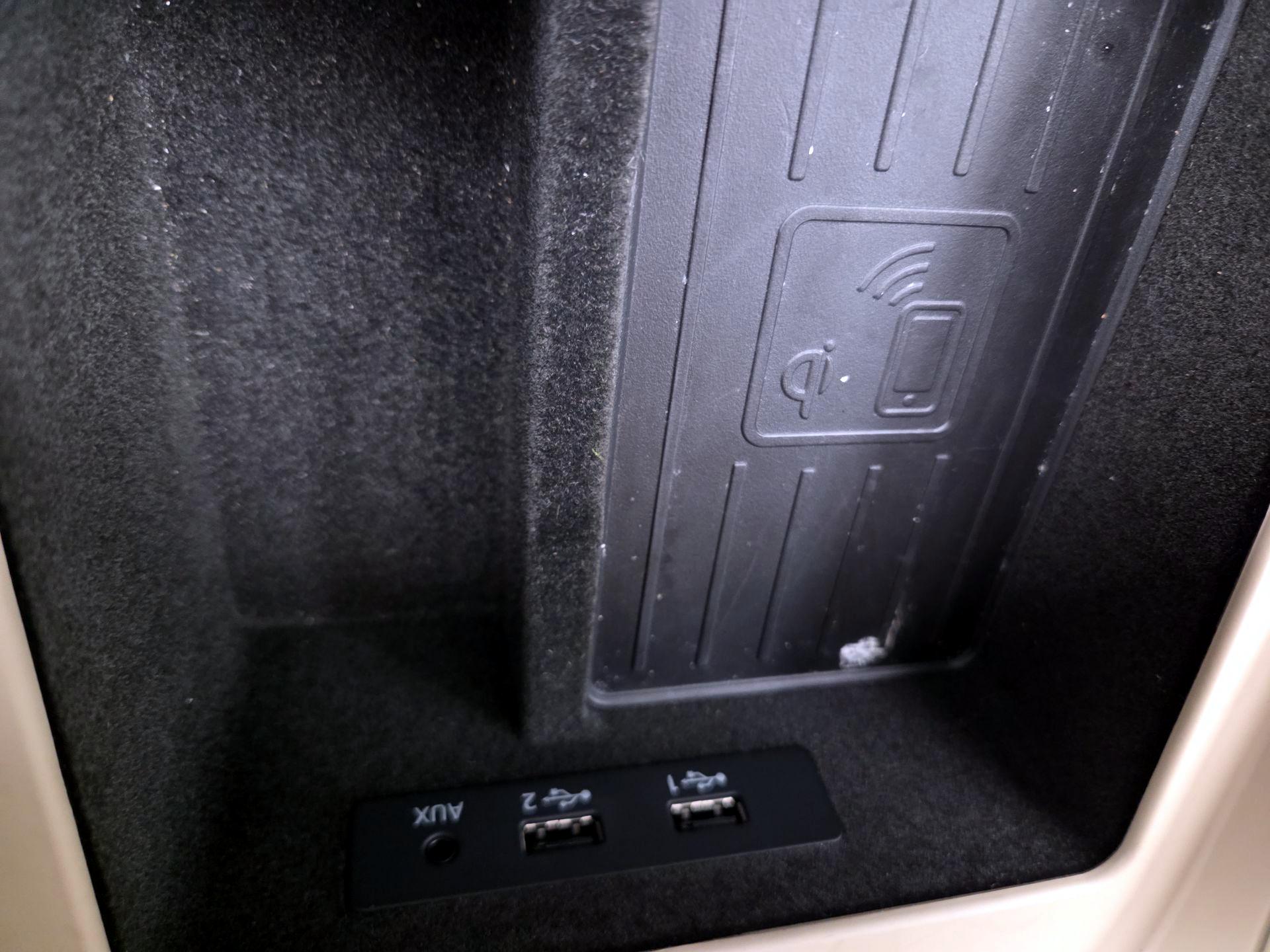 Thumbnail: 2019 Audi Q7 - 19