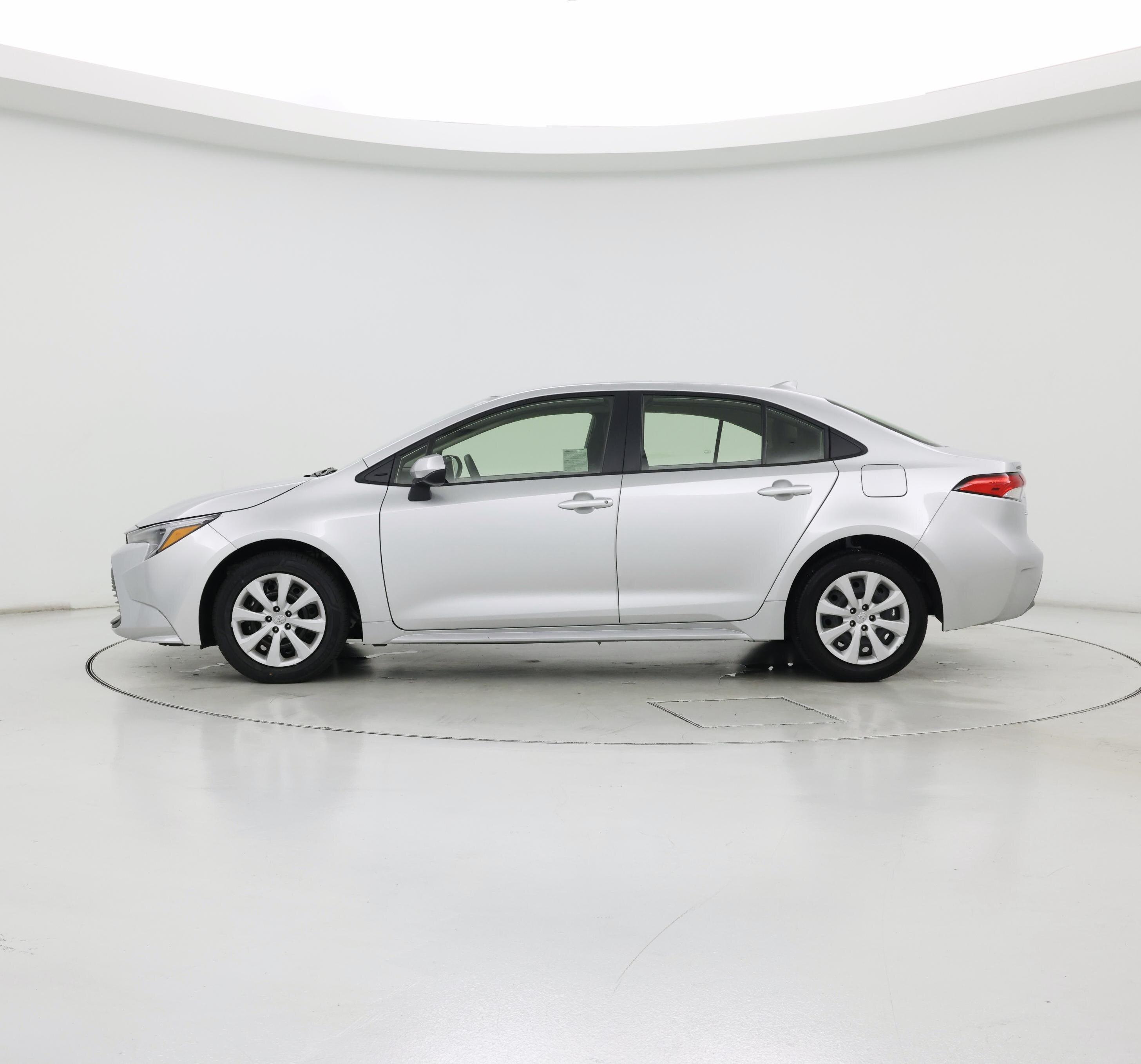 Thumbnail: 2024 Toyota Corolla - 3