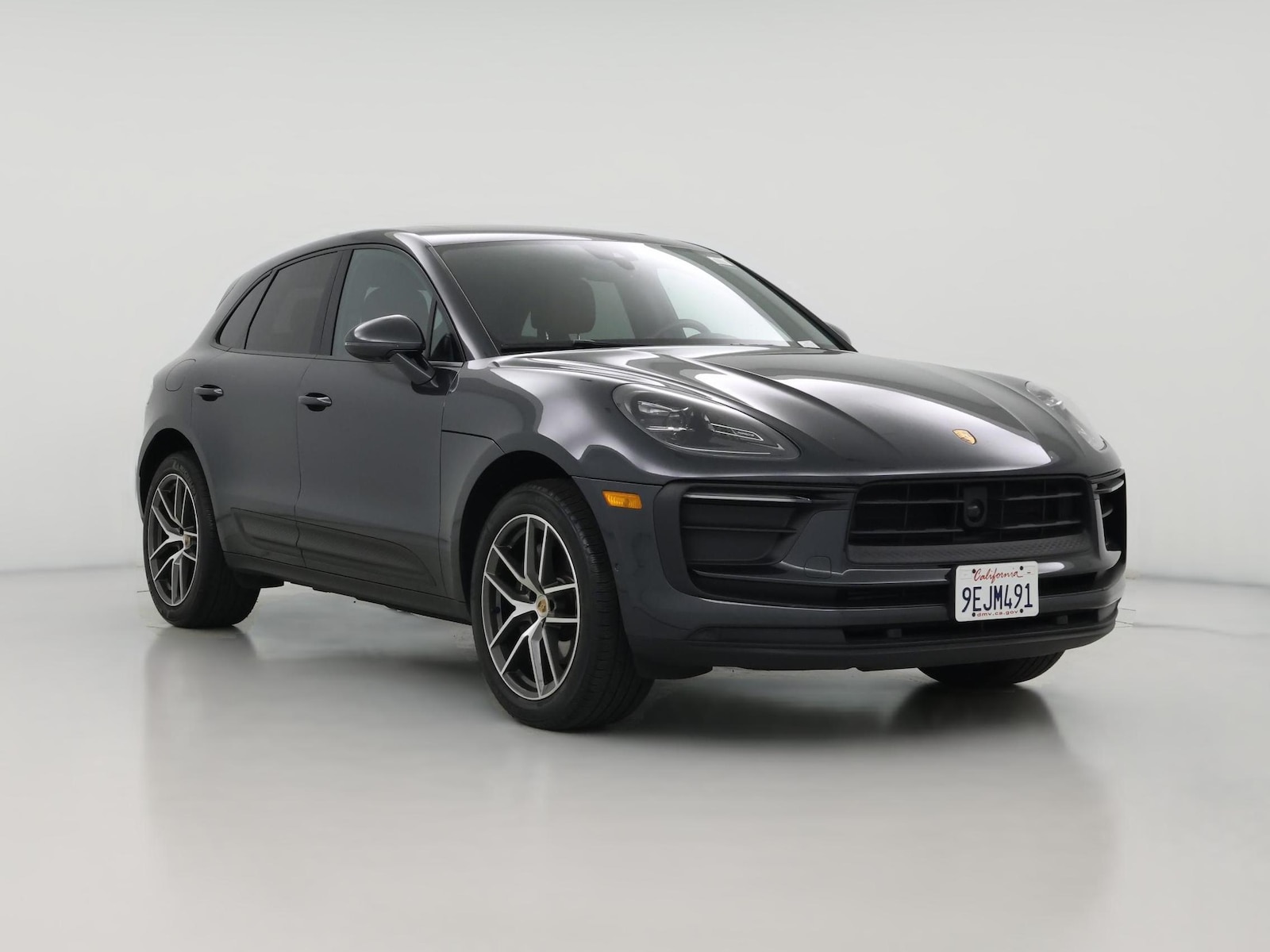 2023 Porsche Macan Base