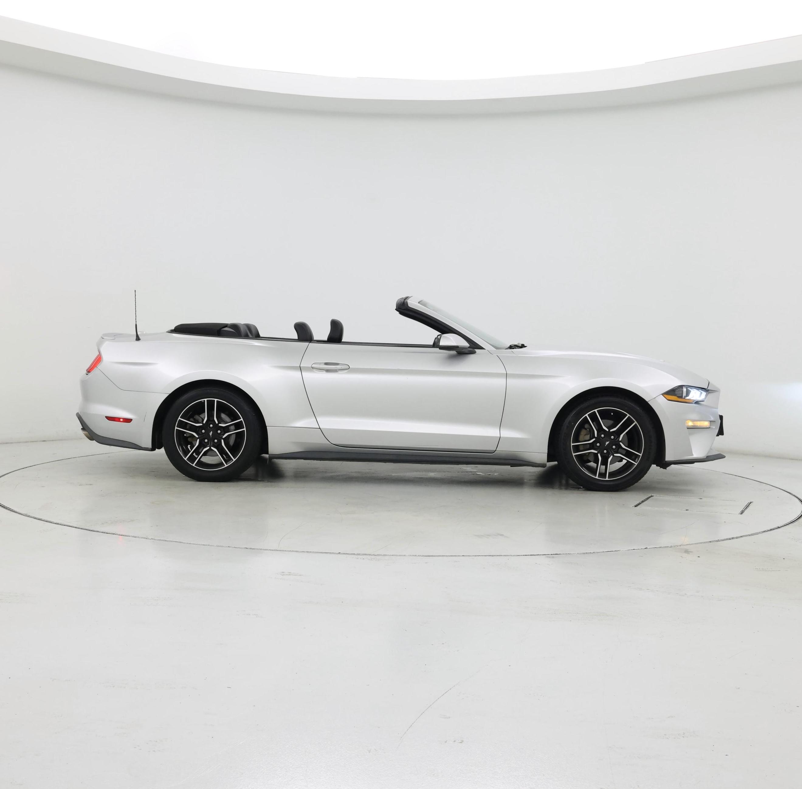 Thumbnail: 2018 Ford Mustang - 7