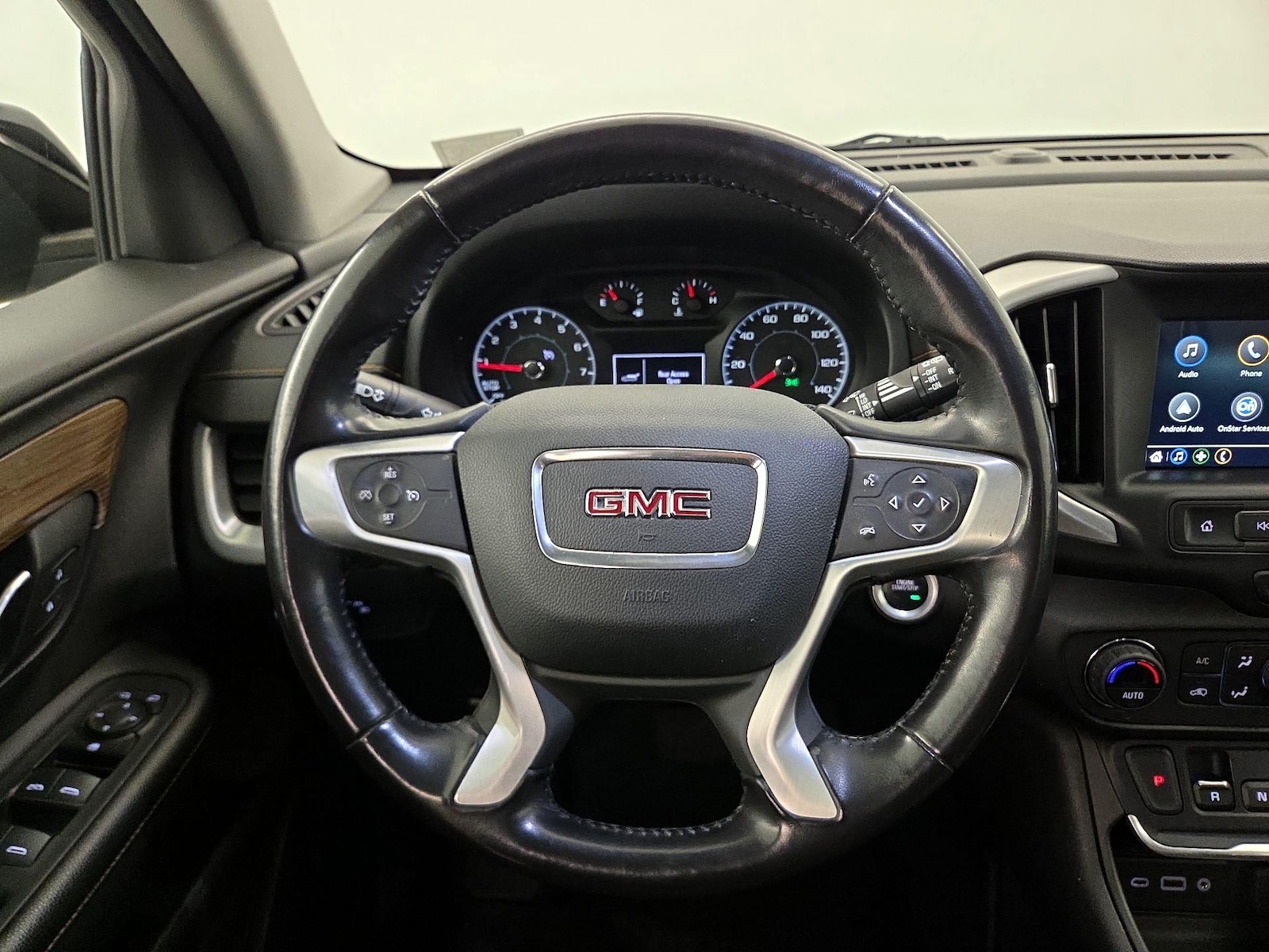 2018 GMC Terrain SLE - Photo 11