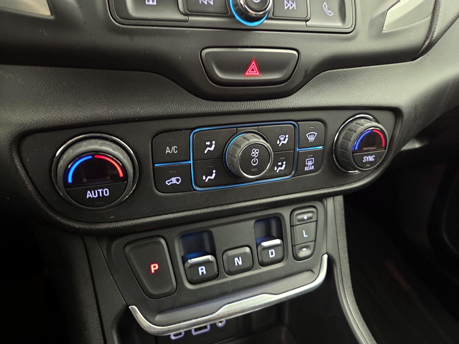 2018 GMC Terrain SLE - Photo 17