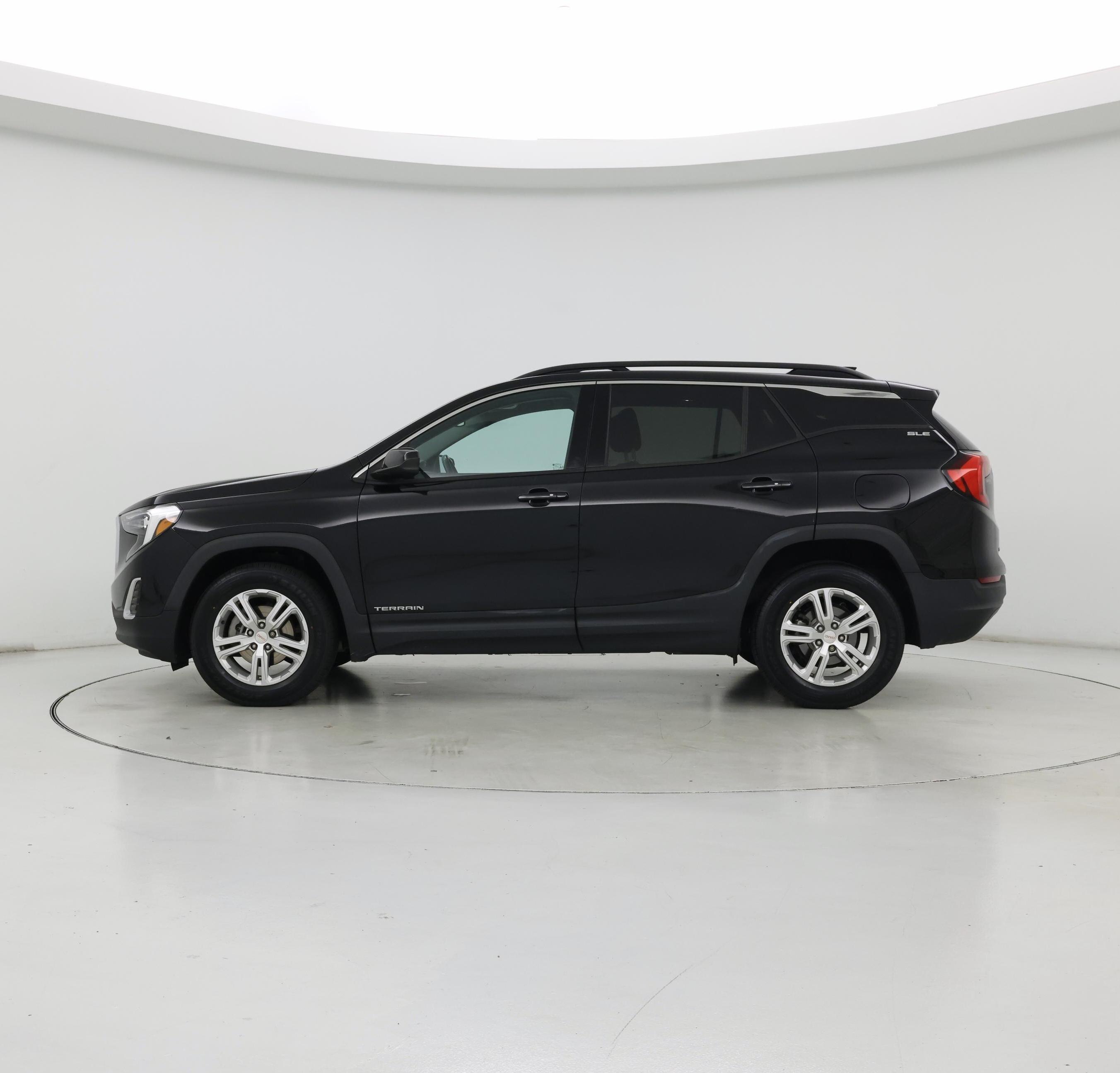 Thumbnail: 2018 GMC Terrain - 3