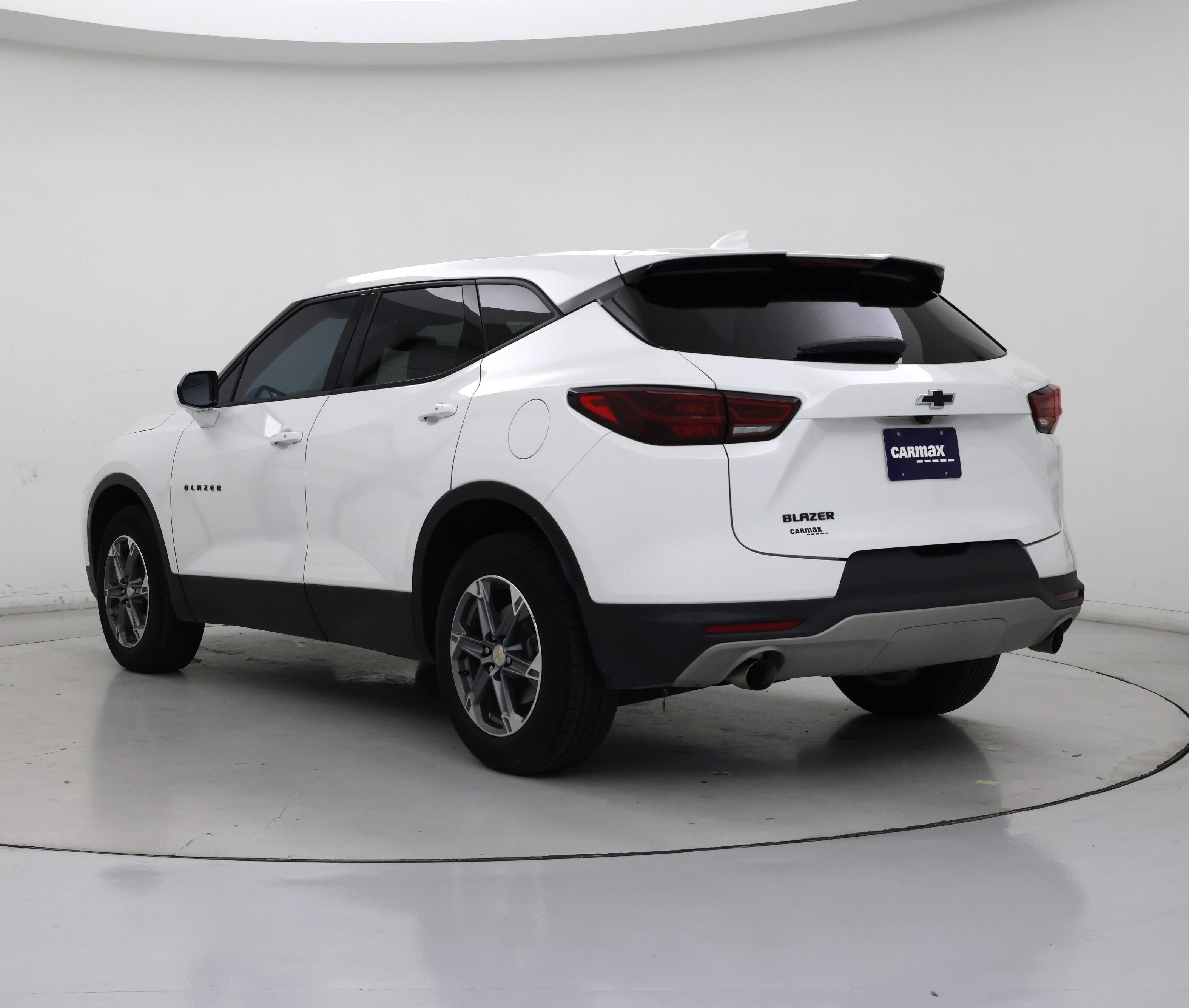 Thumbnail: 2023 Chevrolet Blazer - 2