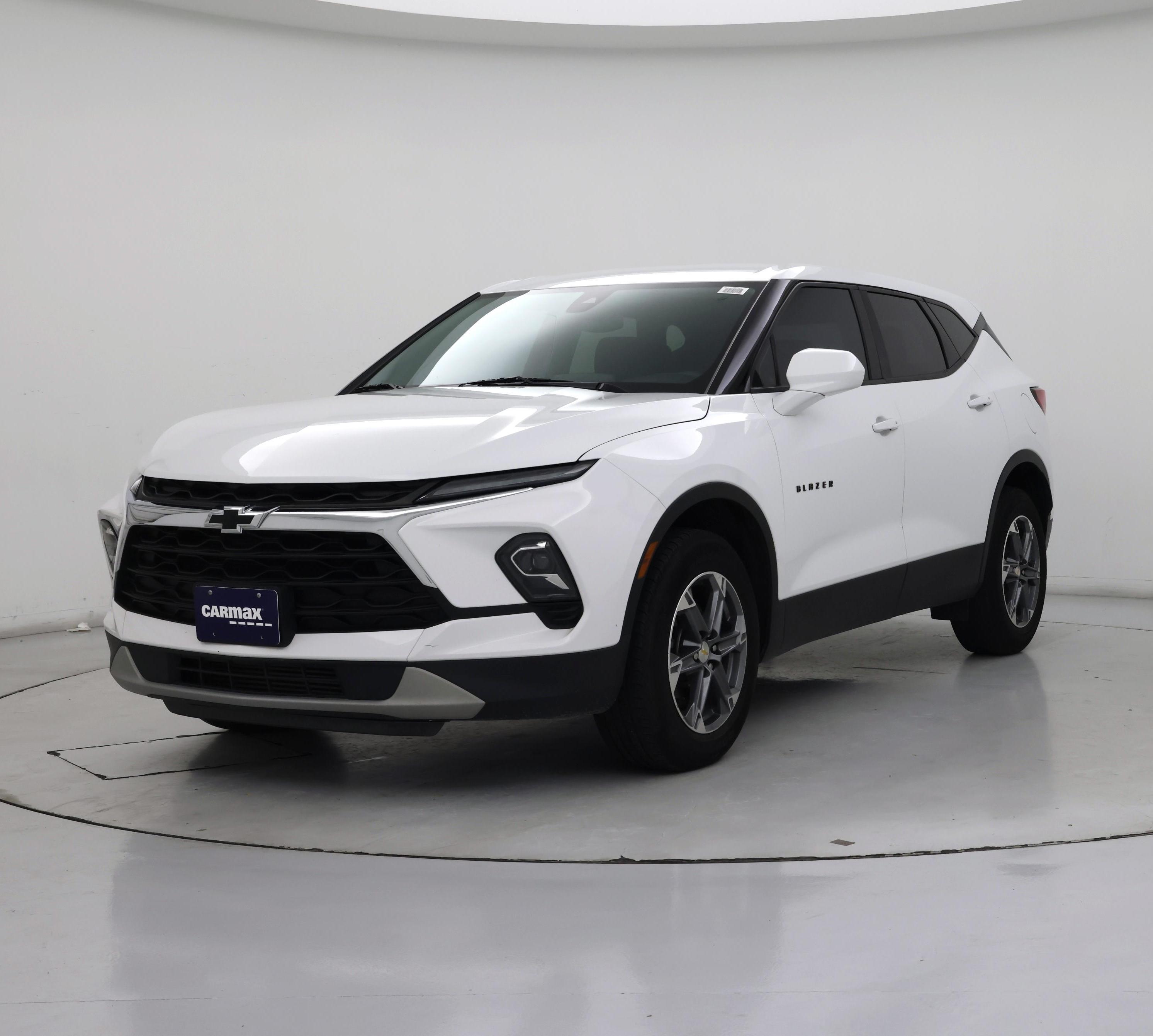 Thumbnail: 2023 Chevrolet Blazer - 4