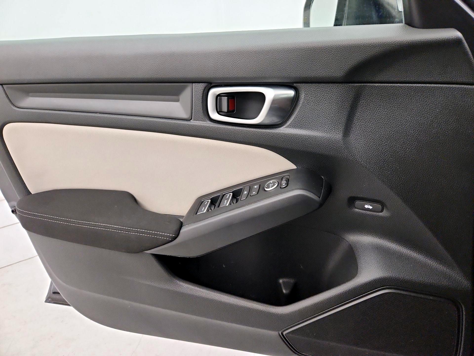 Thumbnail: 2024 Honda Civic - 12