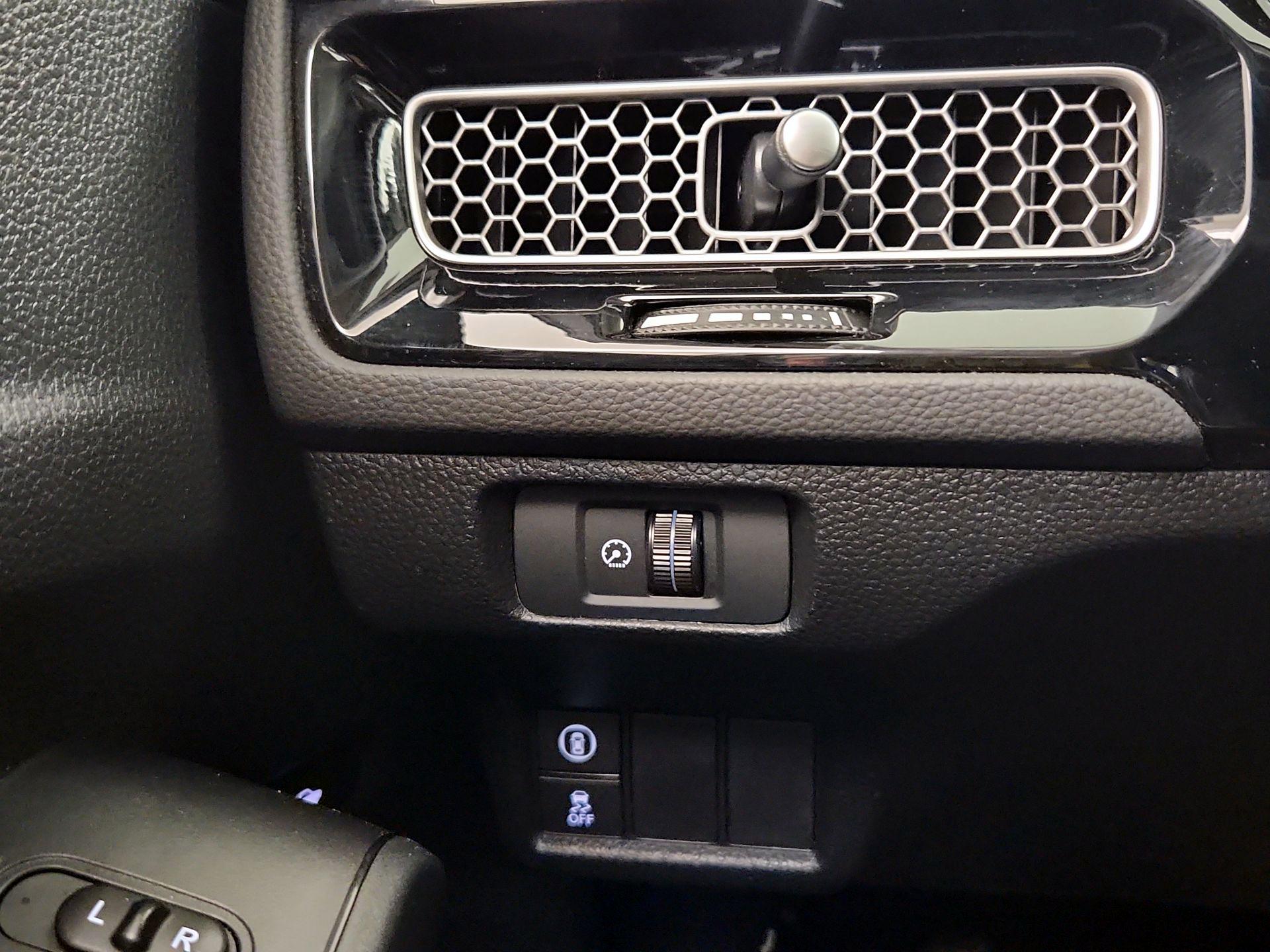 Thumbnail: 2024 Honda Civic - 13