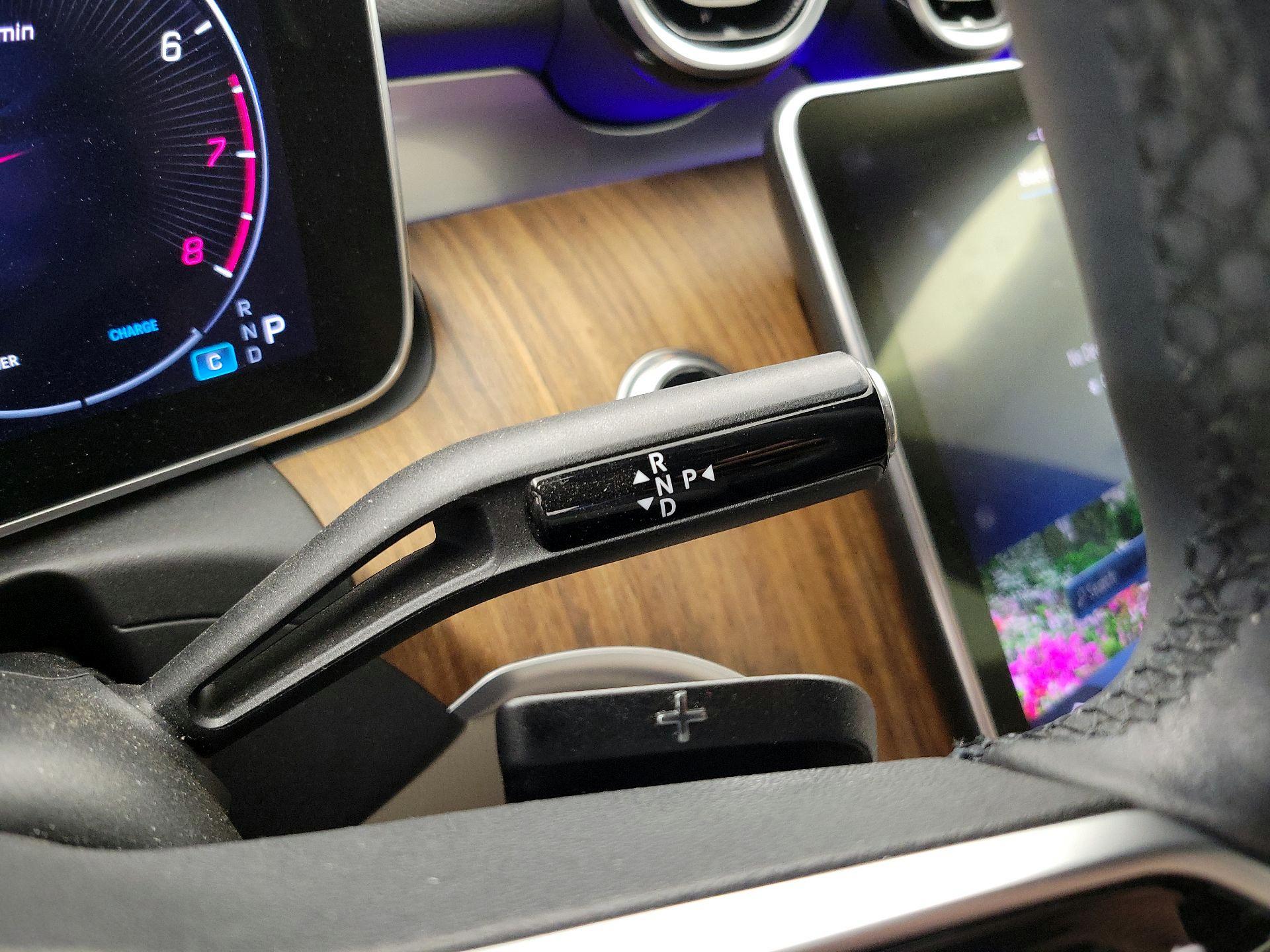 Thumbnail: 2023 Mercedes-Benz C-Class - 17