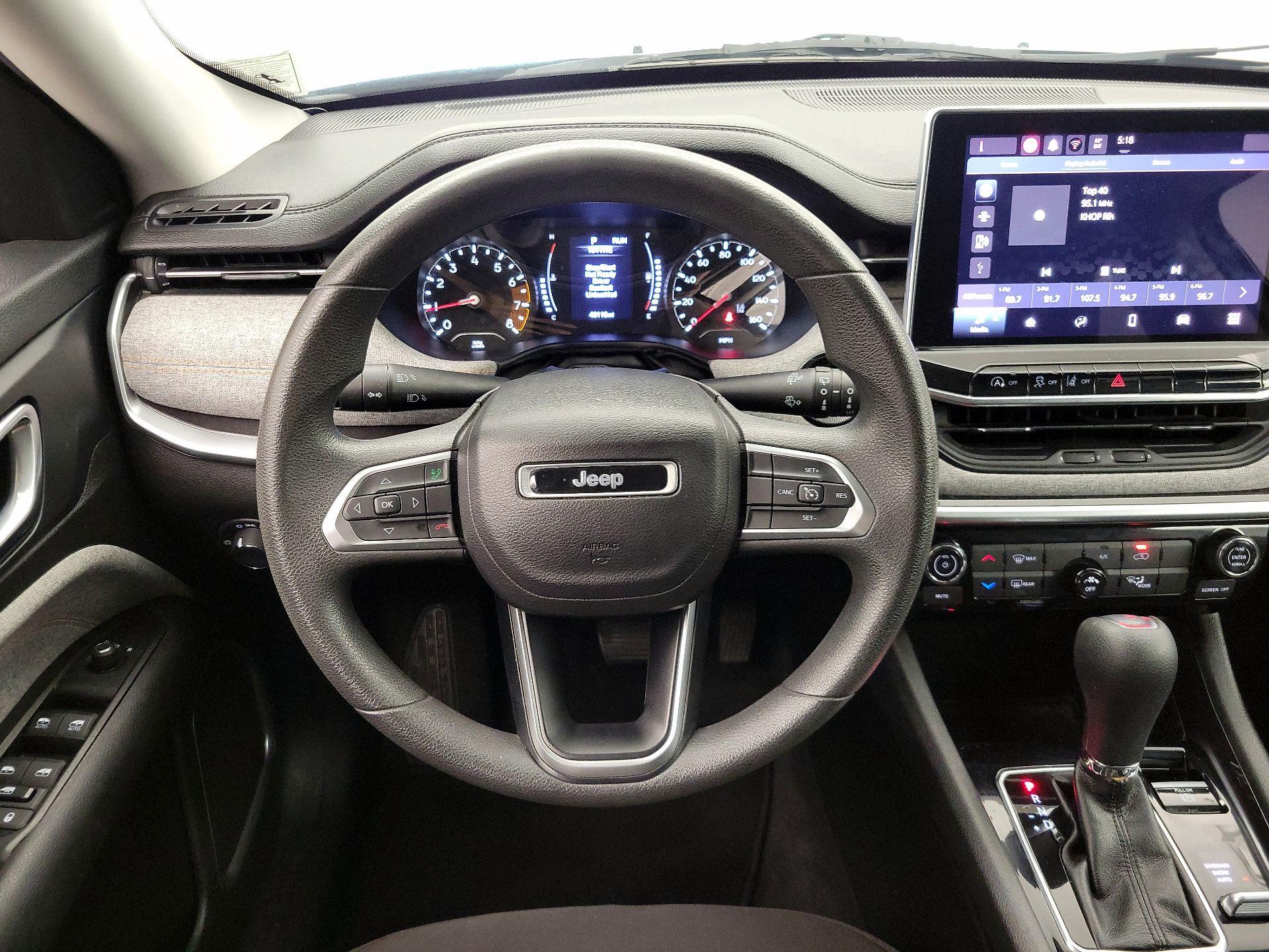 Thumbnail: 2022 Jeep Compass - 10