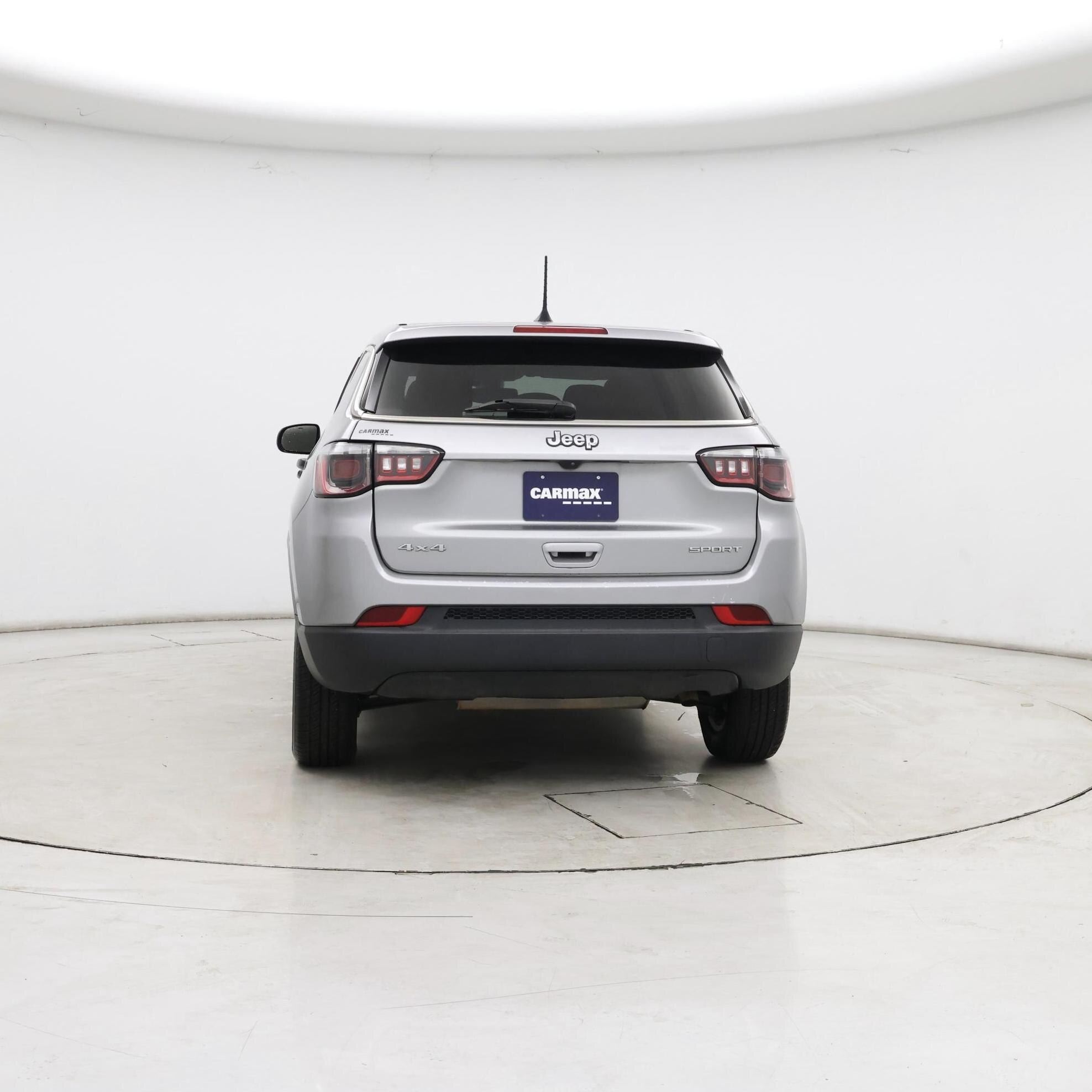 Thumbnail: 2022 Jeep Compass - 6