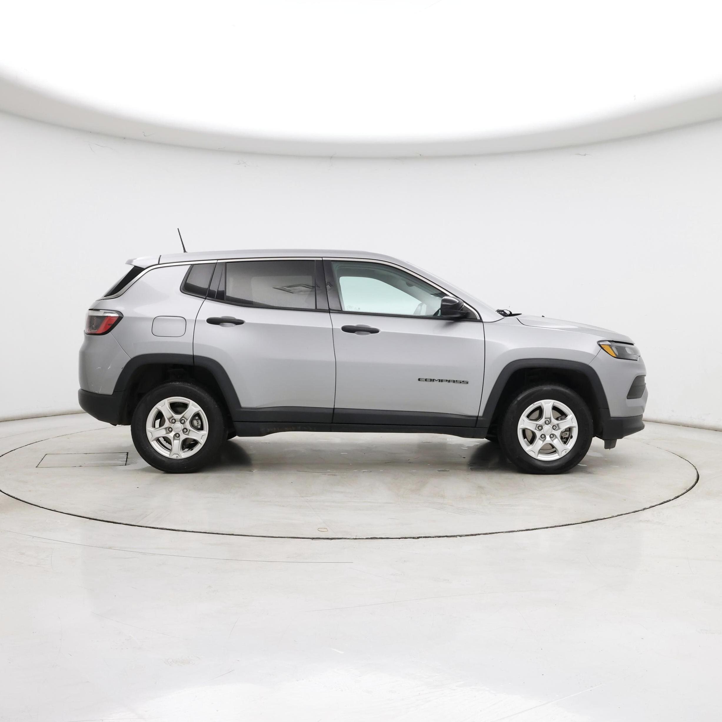 Thumbnail: 2022 Jeep Compass - 7
