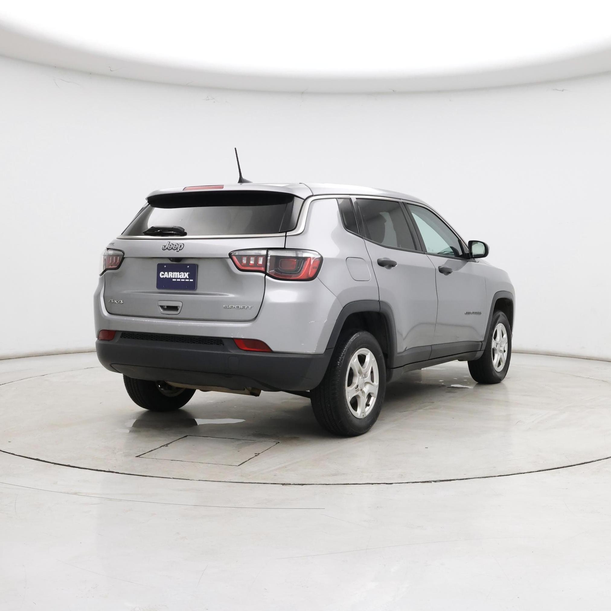 Thumbnail: 2022 Jeep Compass - 8