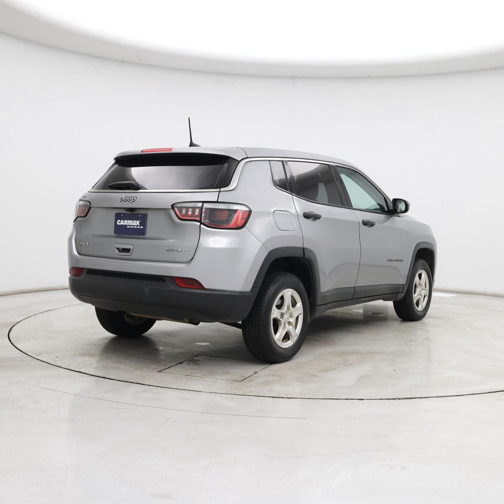 Thumbnail: 2022 Jeep Compass - 8