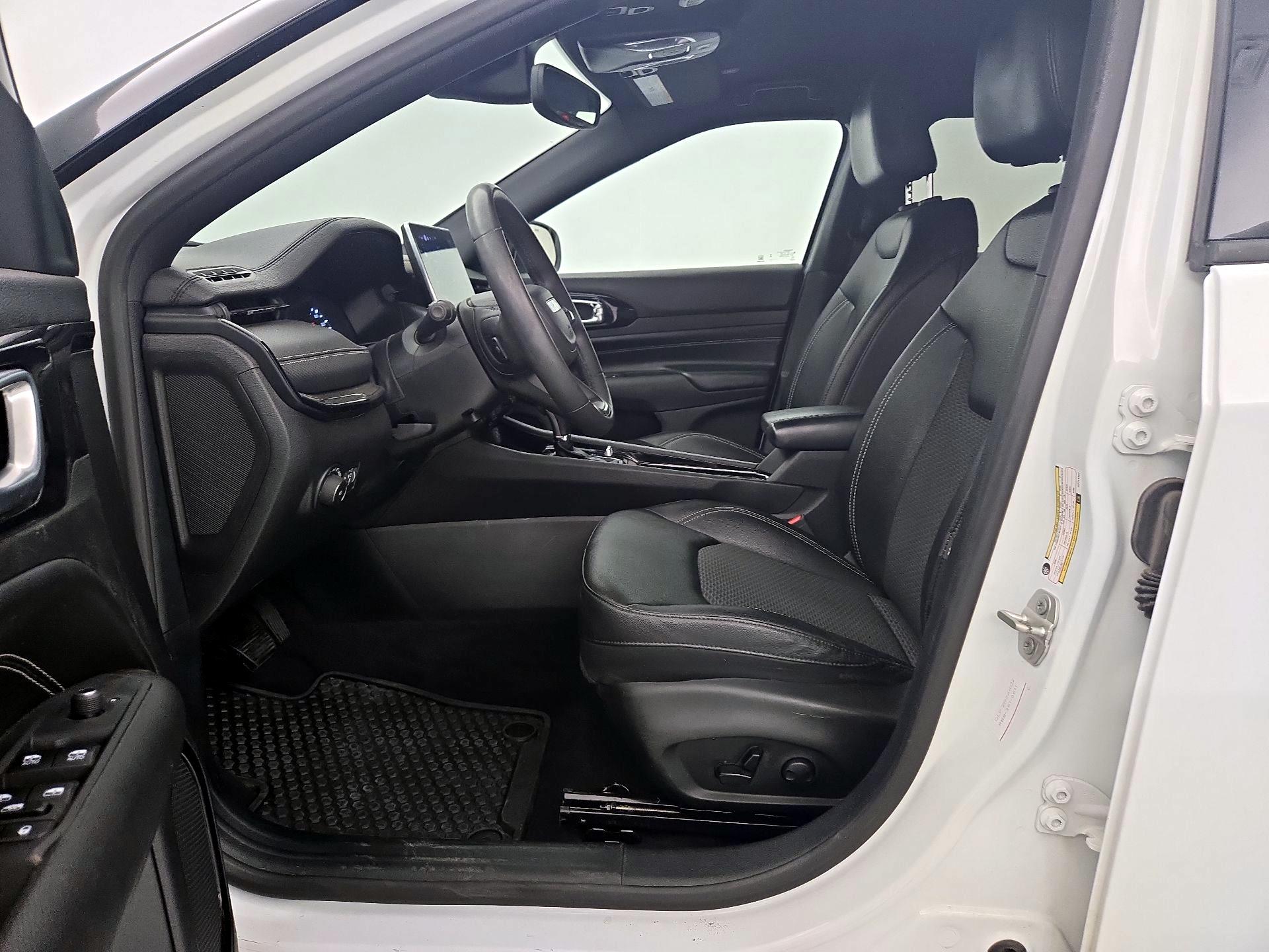 Thumbnail: 2024 Jeep Compass - 11