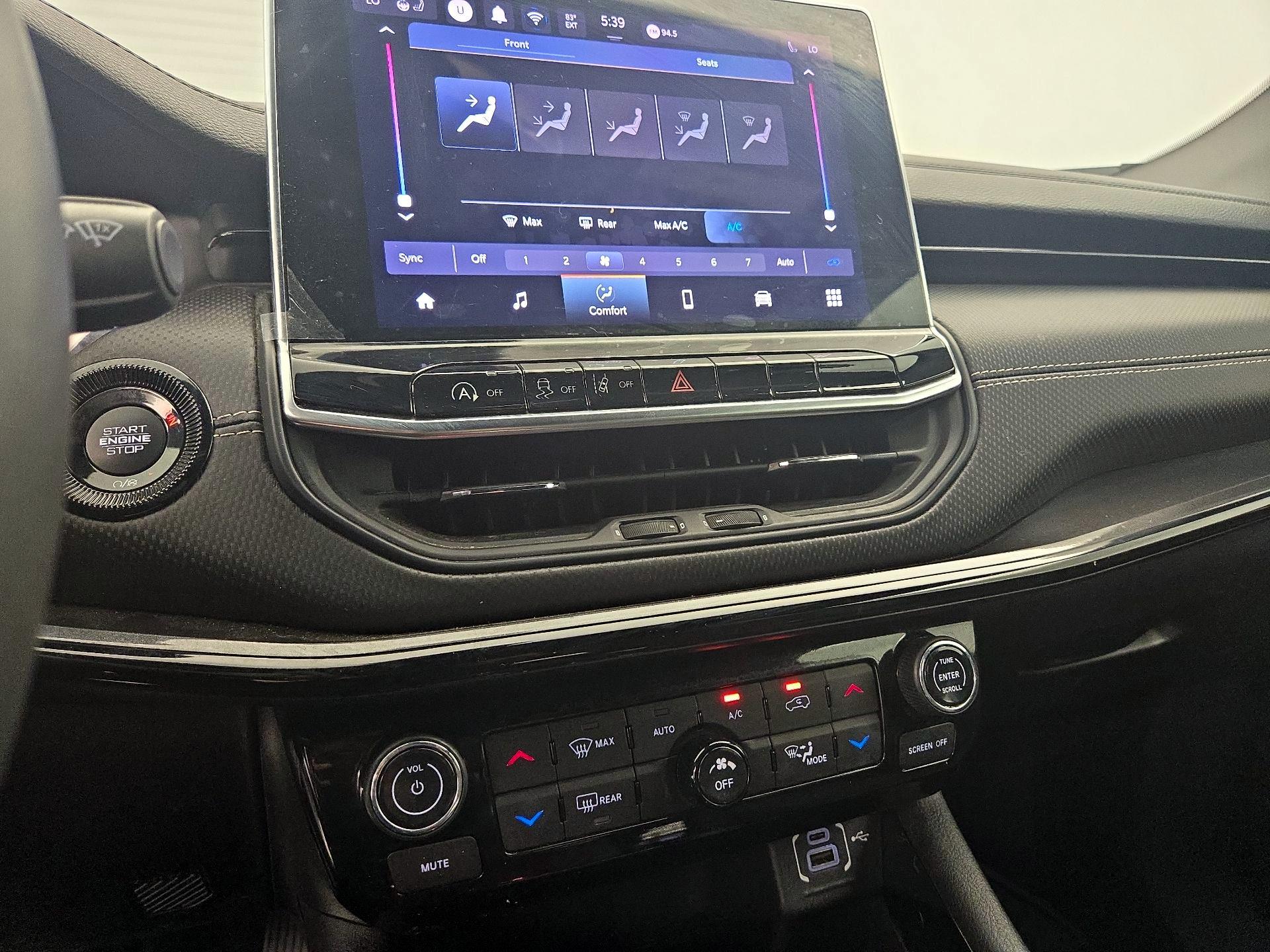 Thumbnail: 2024 Jeep Compass - 16