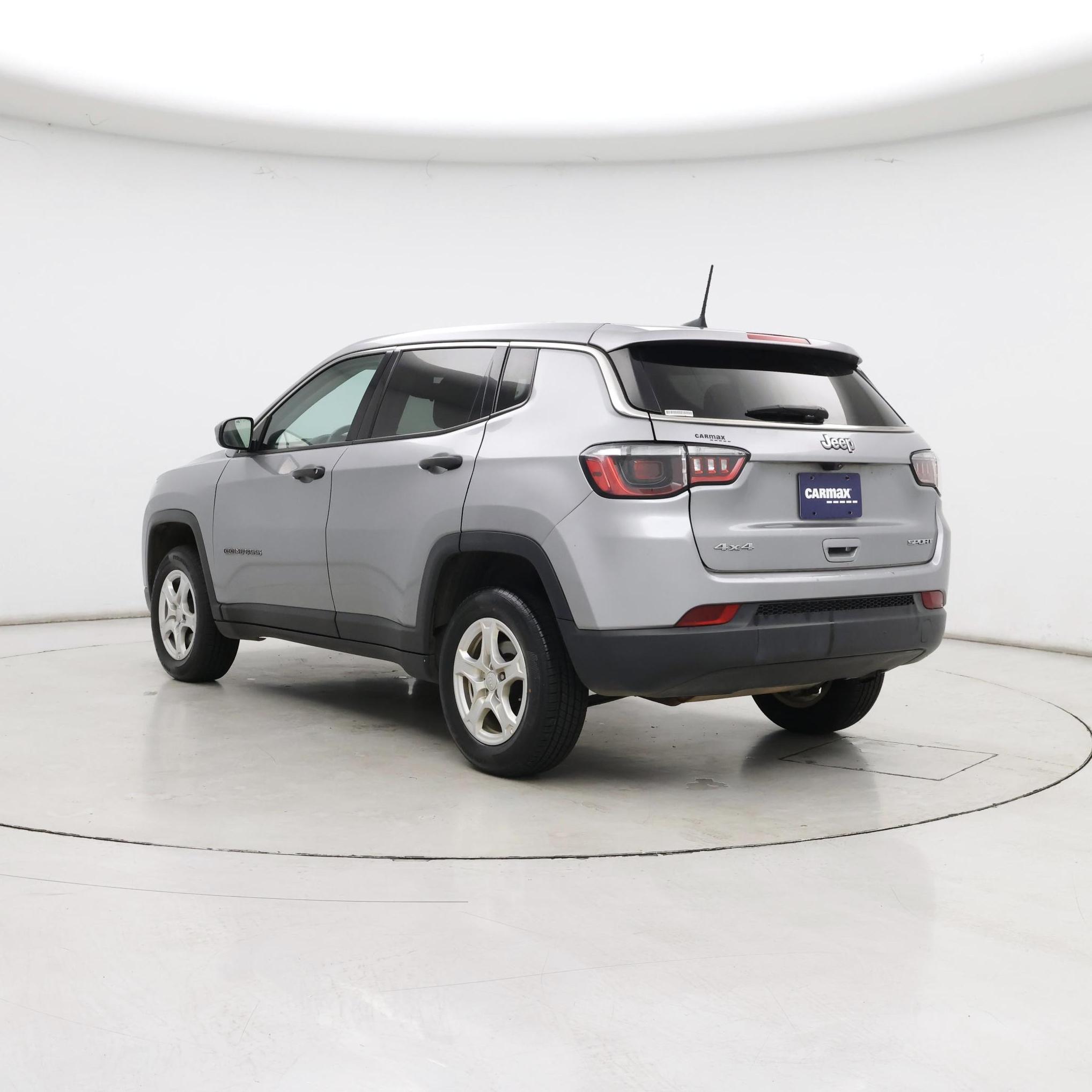 Thumbnail: 2022 Jeep Compass - 2
