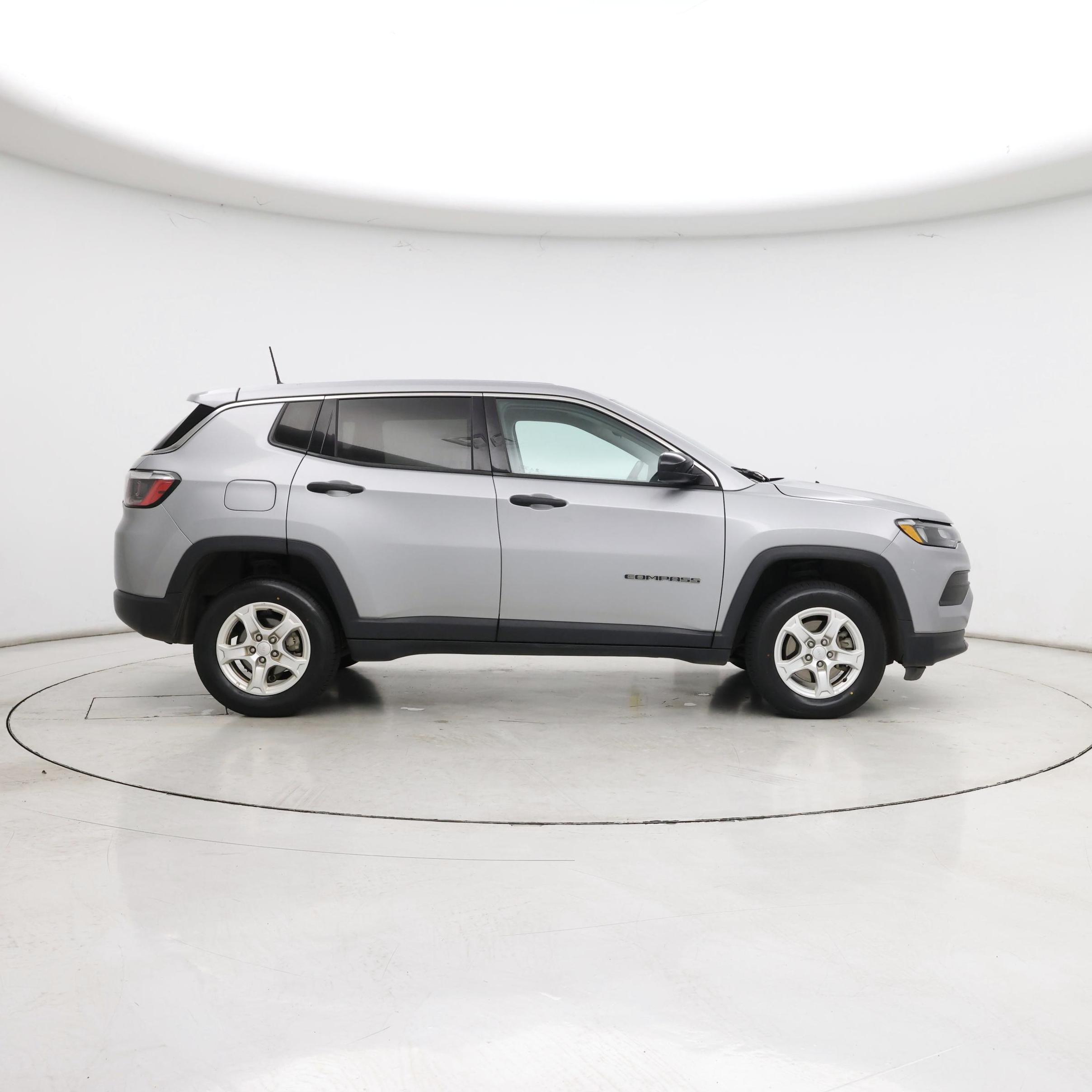 Thumbnail: 2022 Jeep Compass - 7