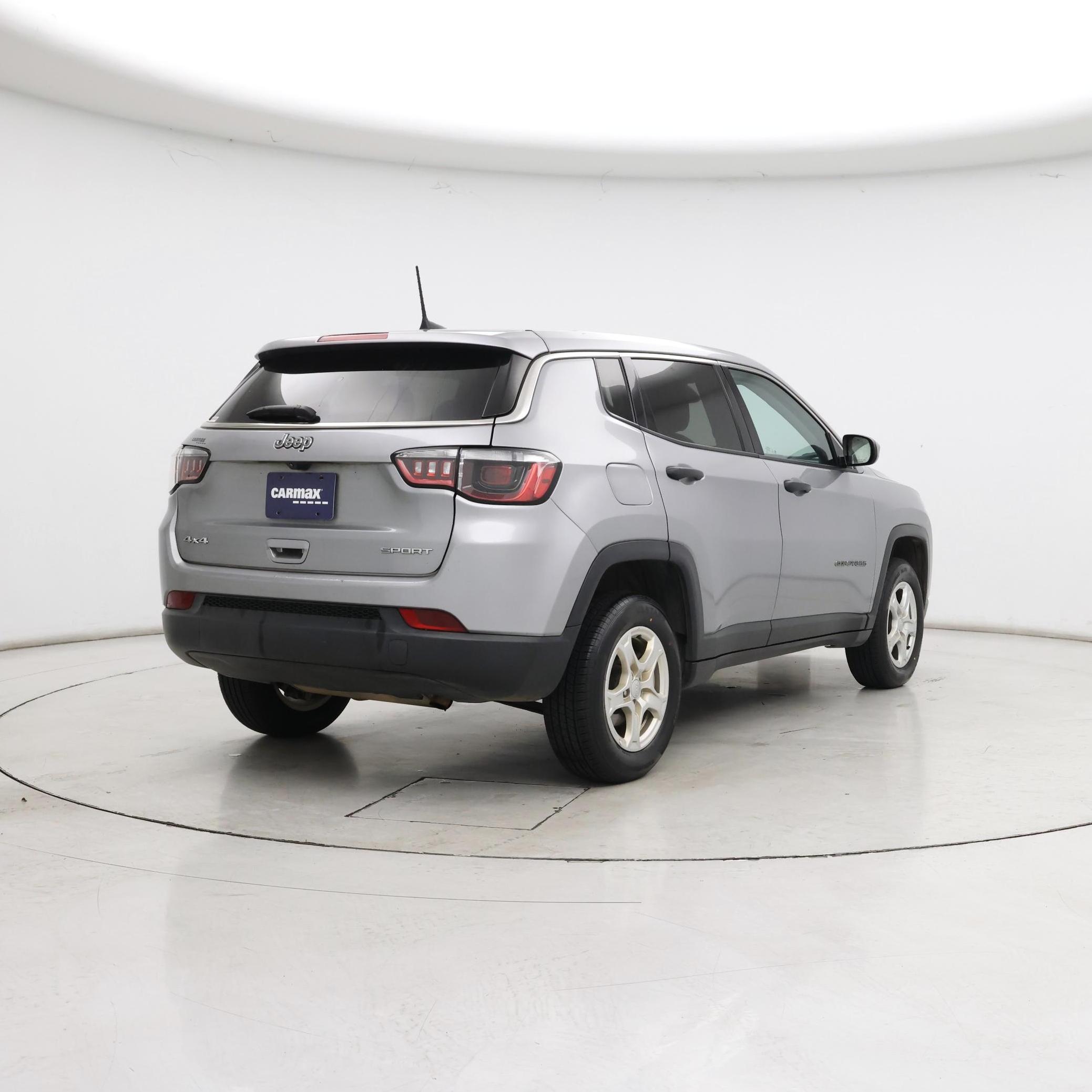 Thumbnail: 2022 Jeep Compass - 8