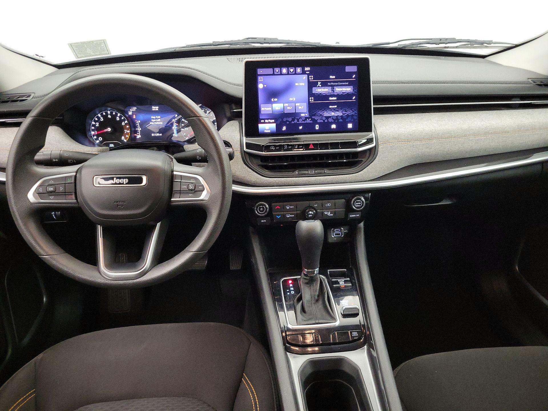 Thumbnail: 2022 Jeep Compass - 9