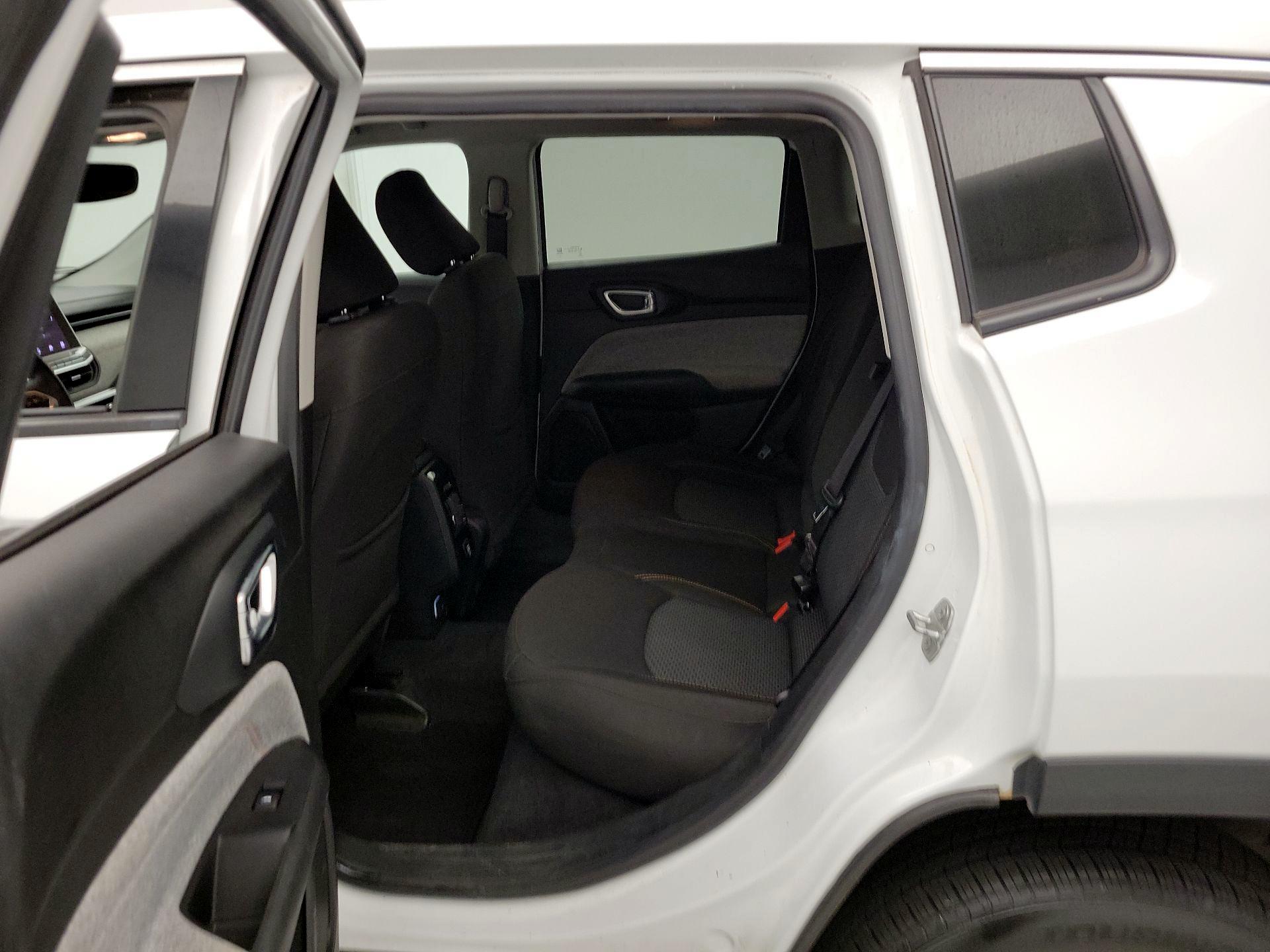 Thumbnail: 2022 Jeep Compass - 19