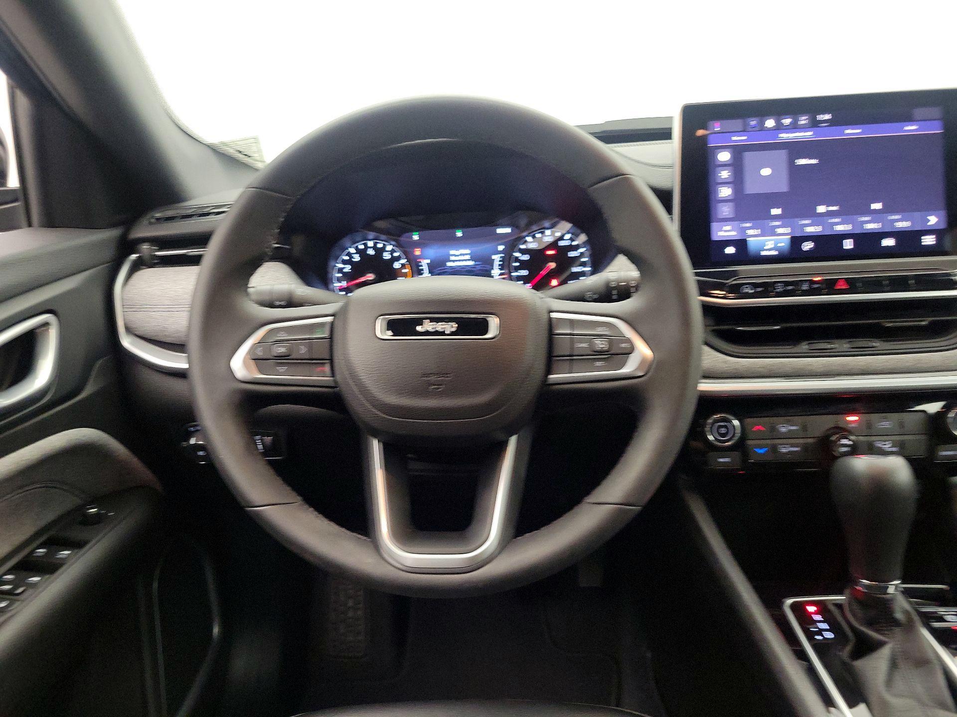 Thumbnail: 2024 Jeep Compass - 10