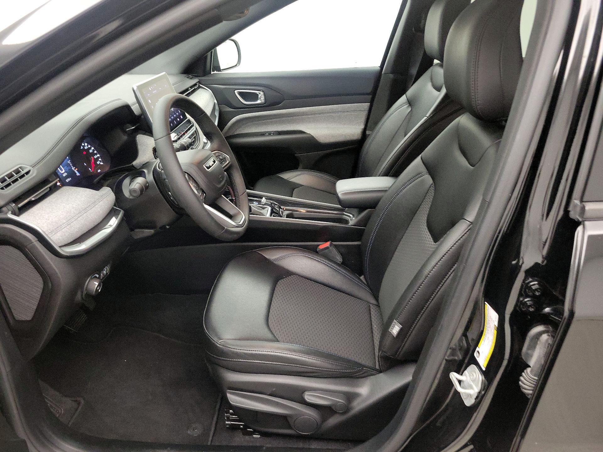 Thumbnail: 2024 Jeep Compass - 11