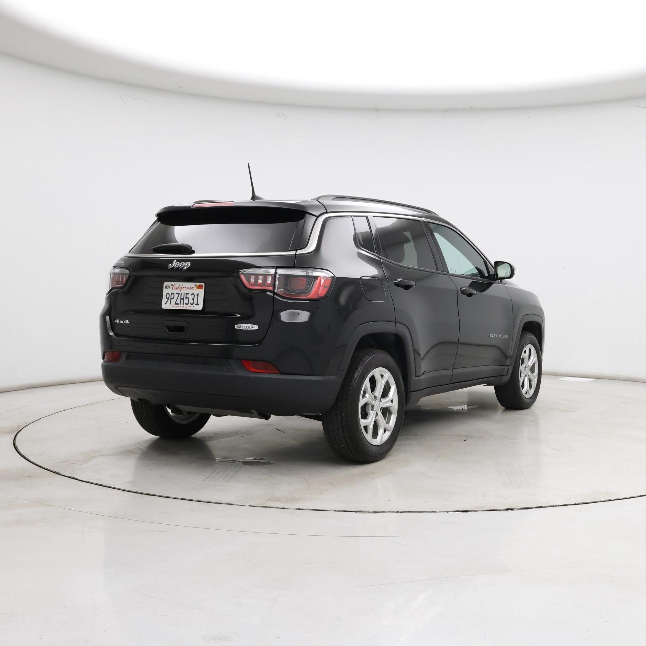 Thumbnail: 2024 Jeep Compass - 8