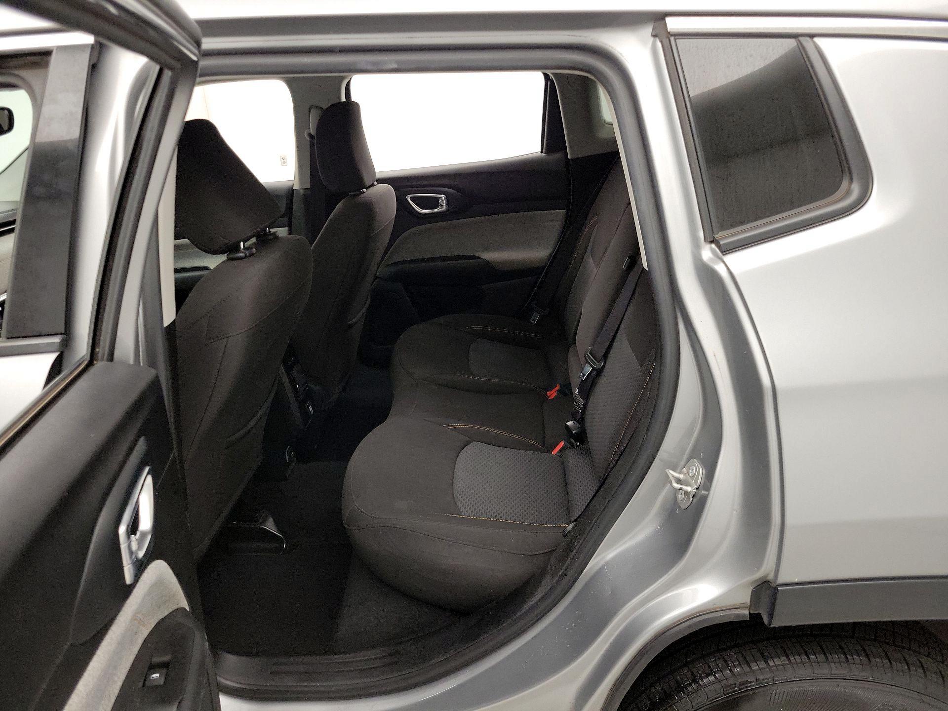Thumbnail: 2022 Jeep Compass - 19