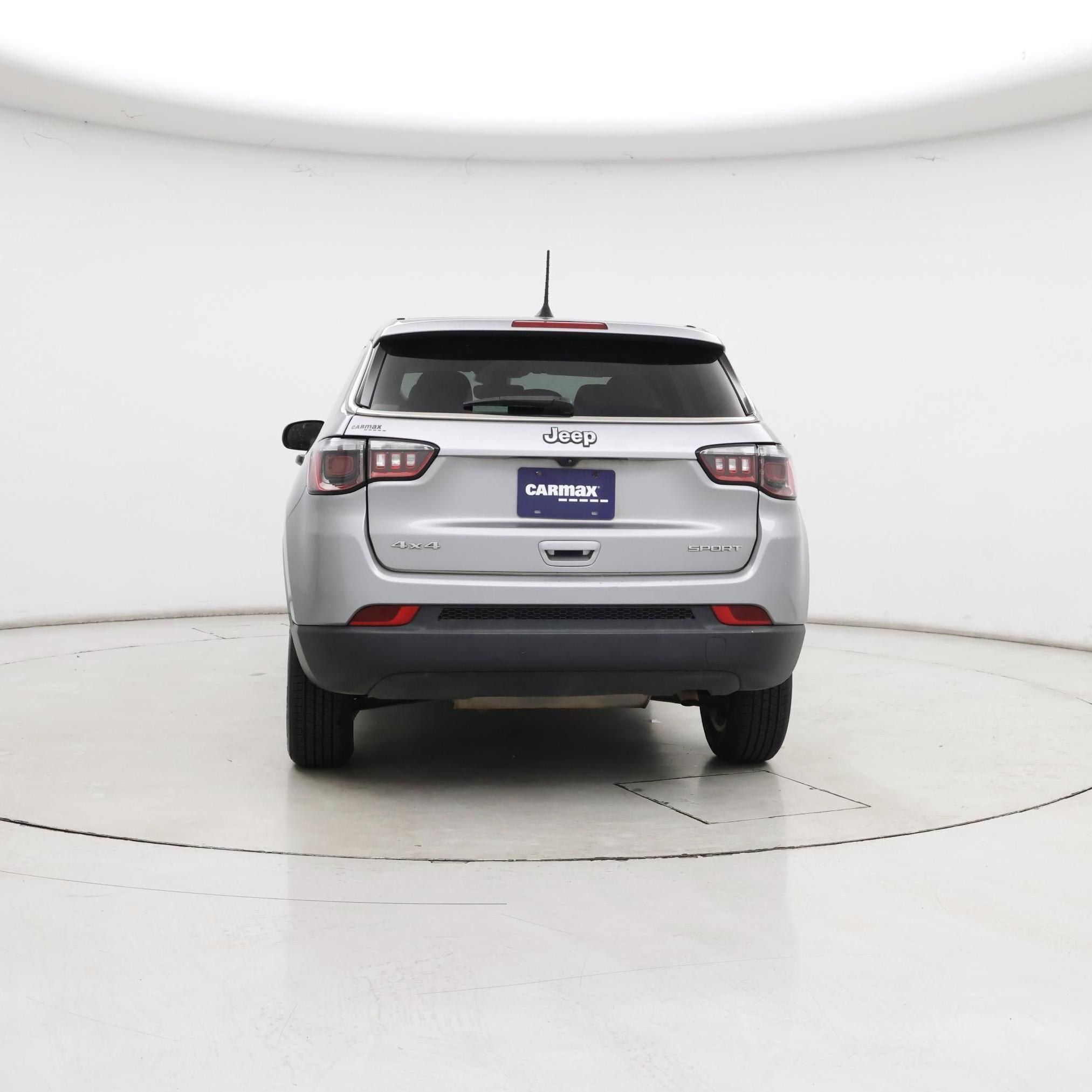 Thumbnail: 2022 Jeep Compass - 6