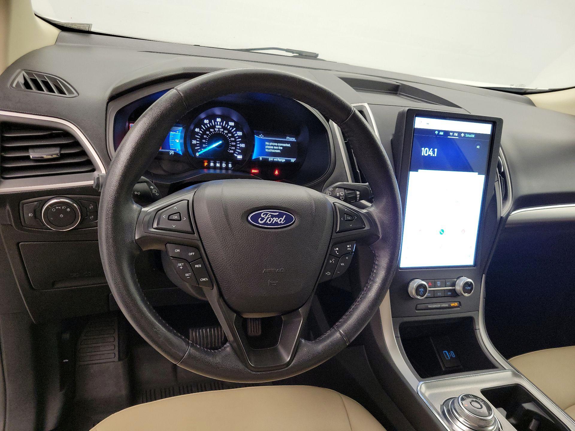 Thumbnail: 2022 Ford Edge - 10