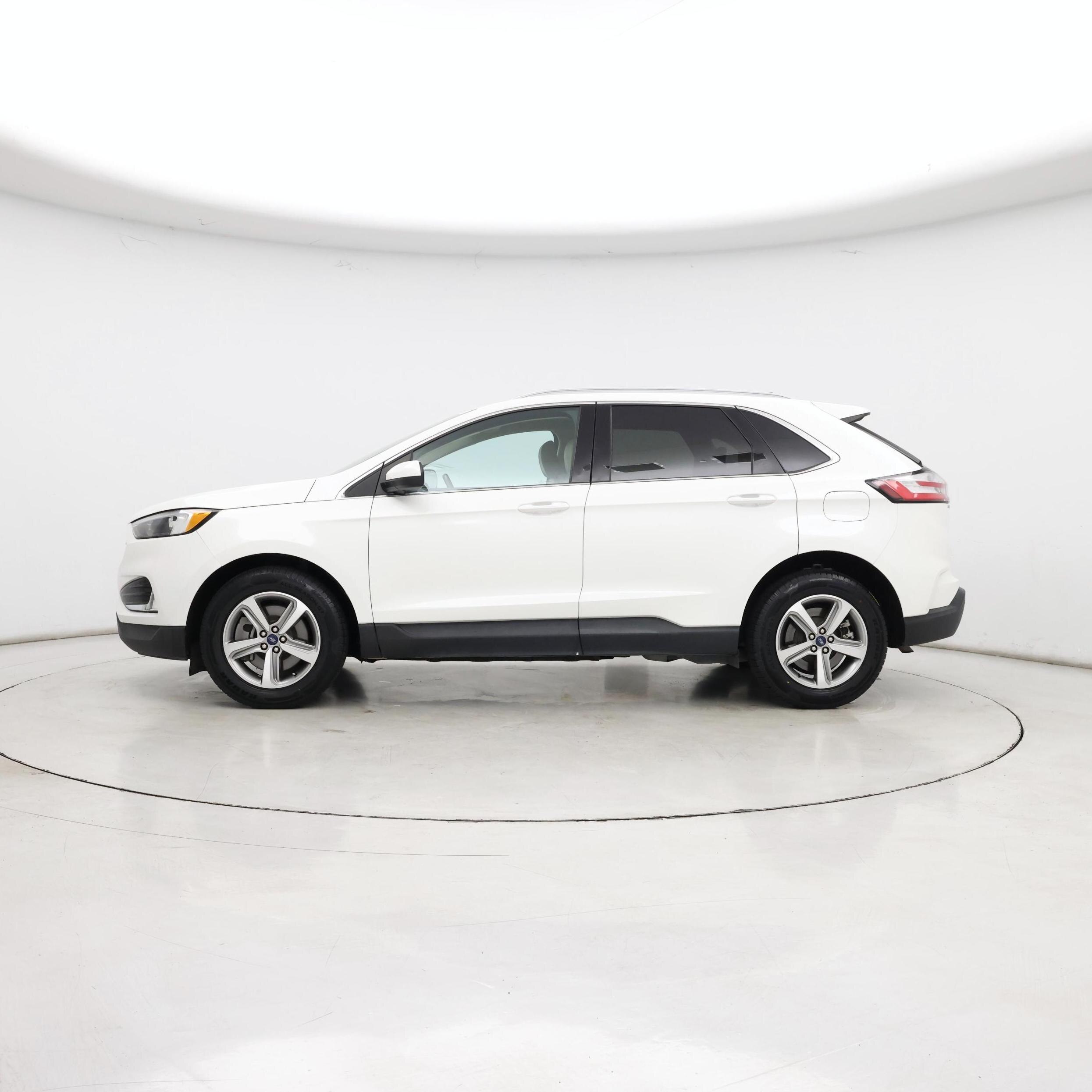 Thumbnail: 2022 Ford Edge - 3